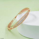 Classic Curve Diamond Bangle 18K White Gold