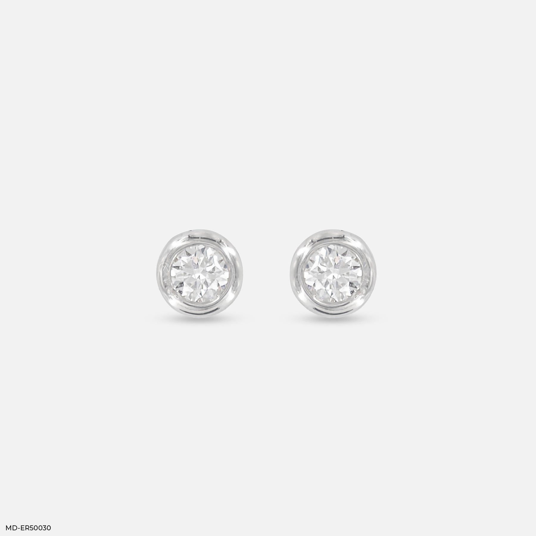 Solin Lab Diamond Stud 925 Sterling Silver
