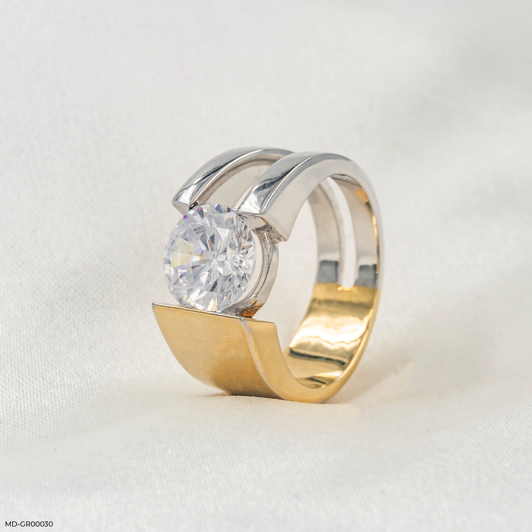 3 Carat Solitaire Modern Men's Ring 14K Yellow Gold