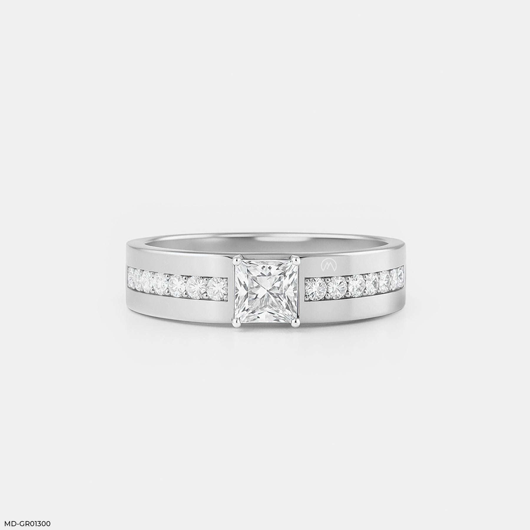 The Sentinel Ring 18K Yellow Gold