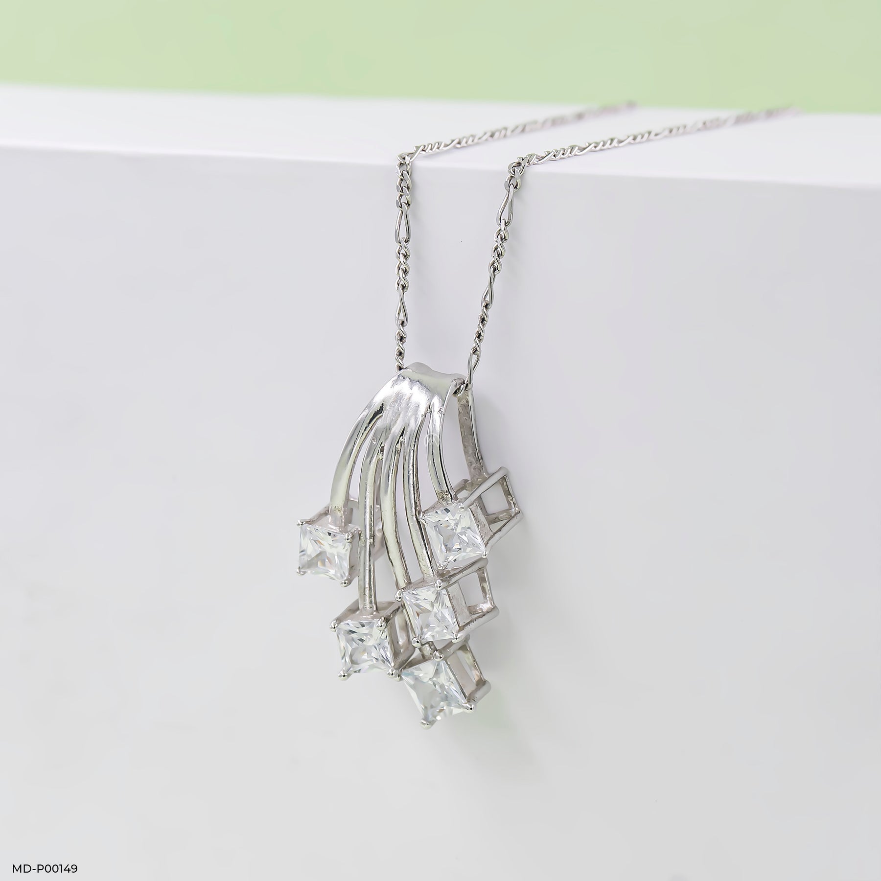 2.50 Carat Shooting Stars Pendants 14K Yellow Gold