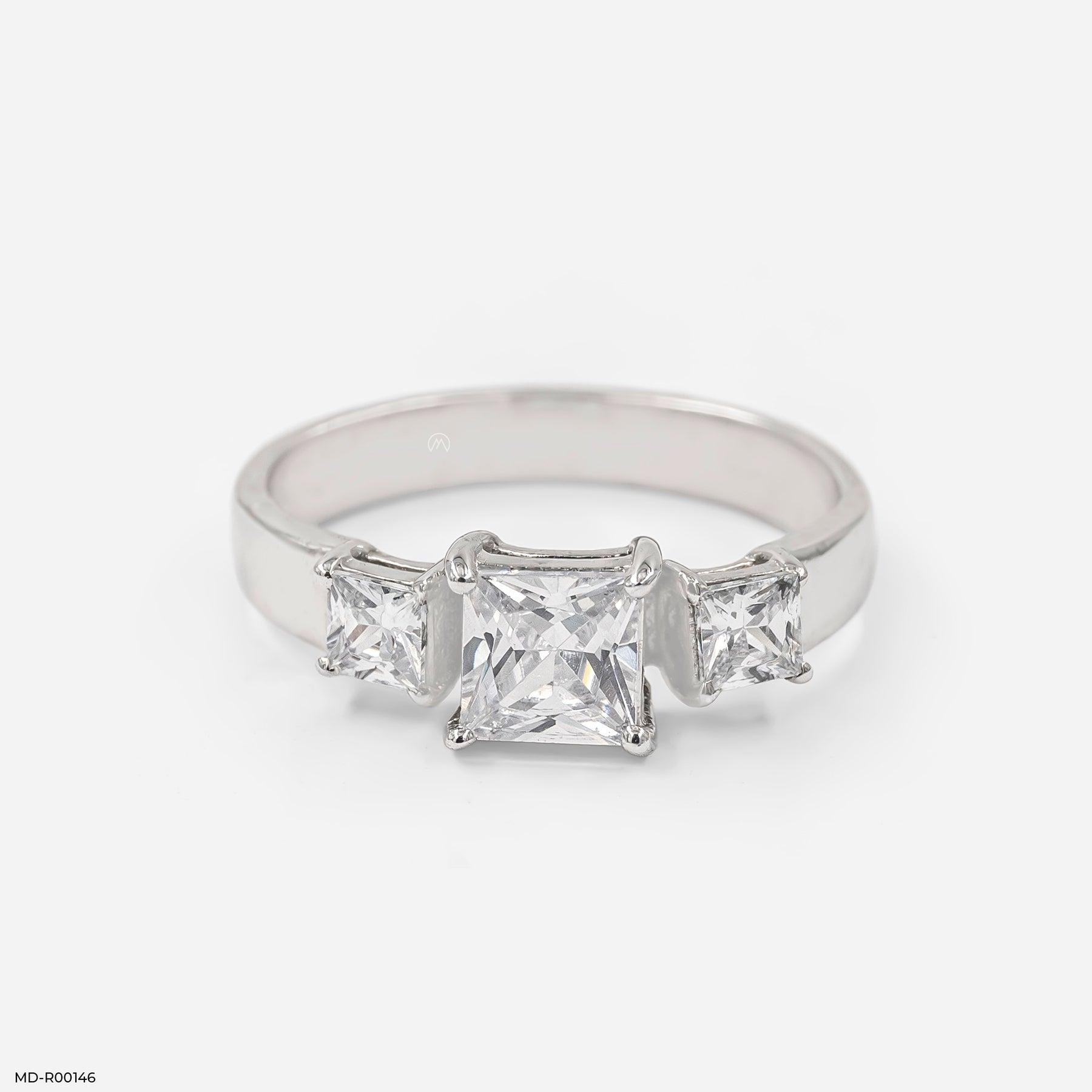 Three Stone Princess Diamond Ring 18K White Gold