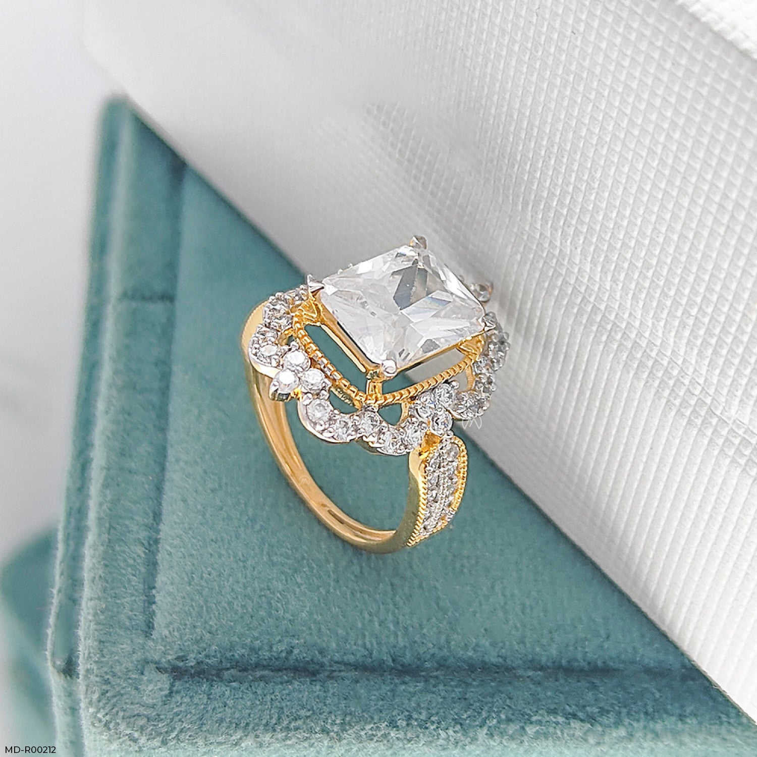 The Vintage Radiance Ring 9K Rose Gold
