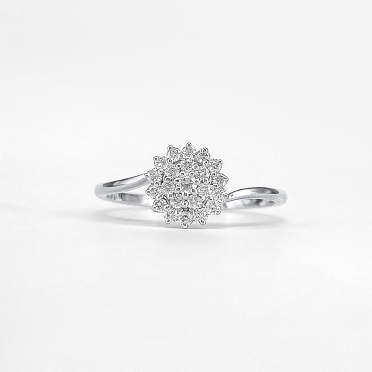 The Sunburst Cluster Ring 9K White Gold