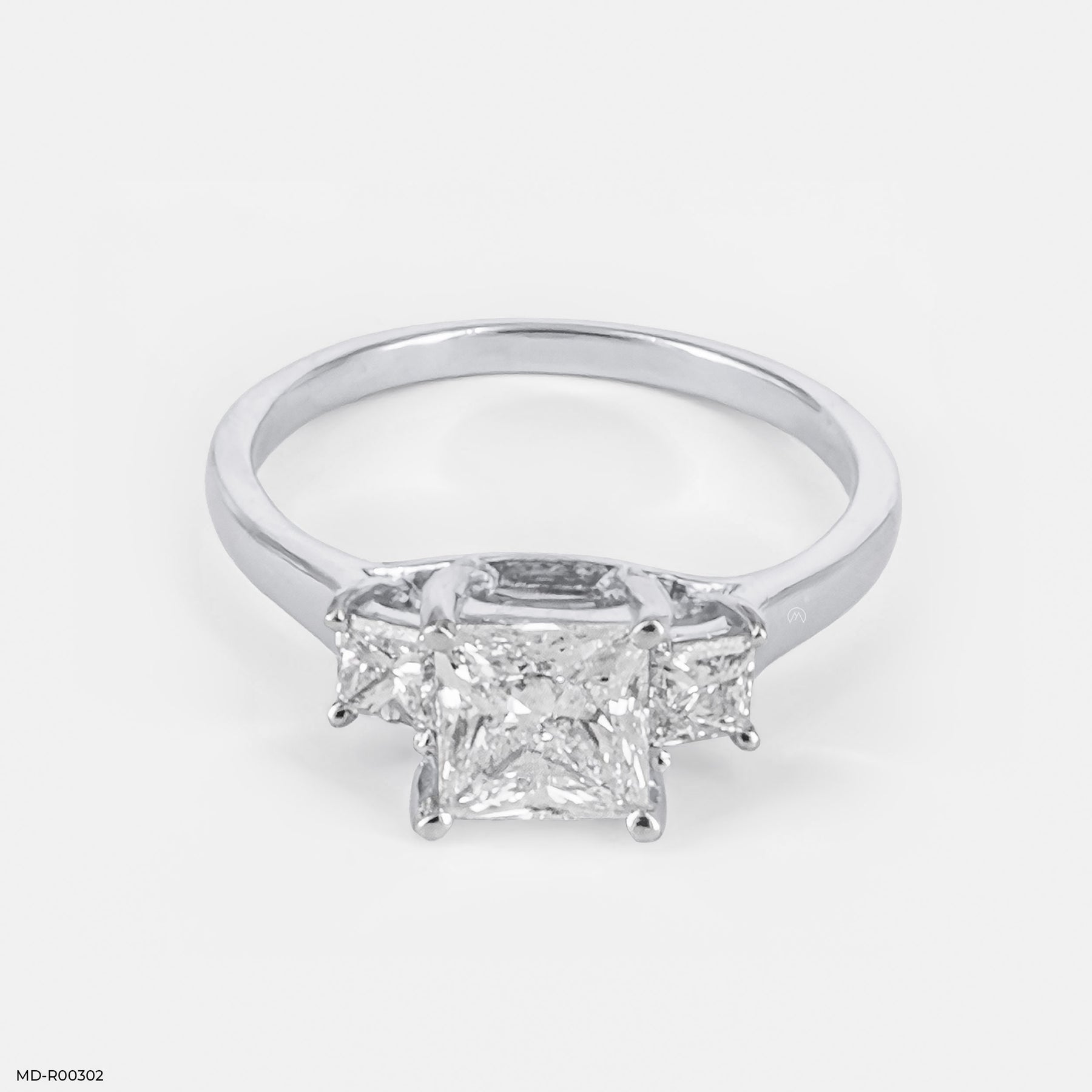 Princess Three Stone Ring Platinum 950