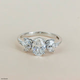 The Marquise Petal Ring 14K White Gold