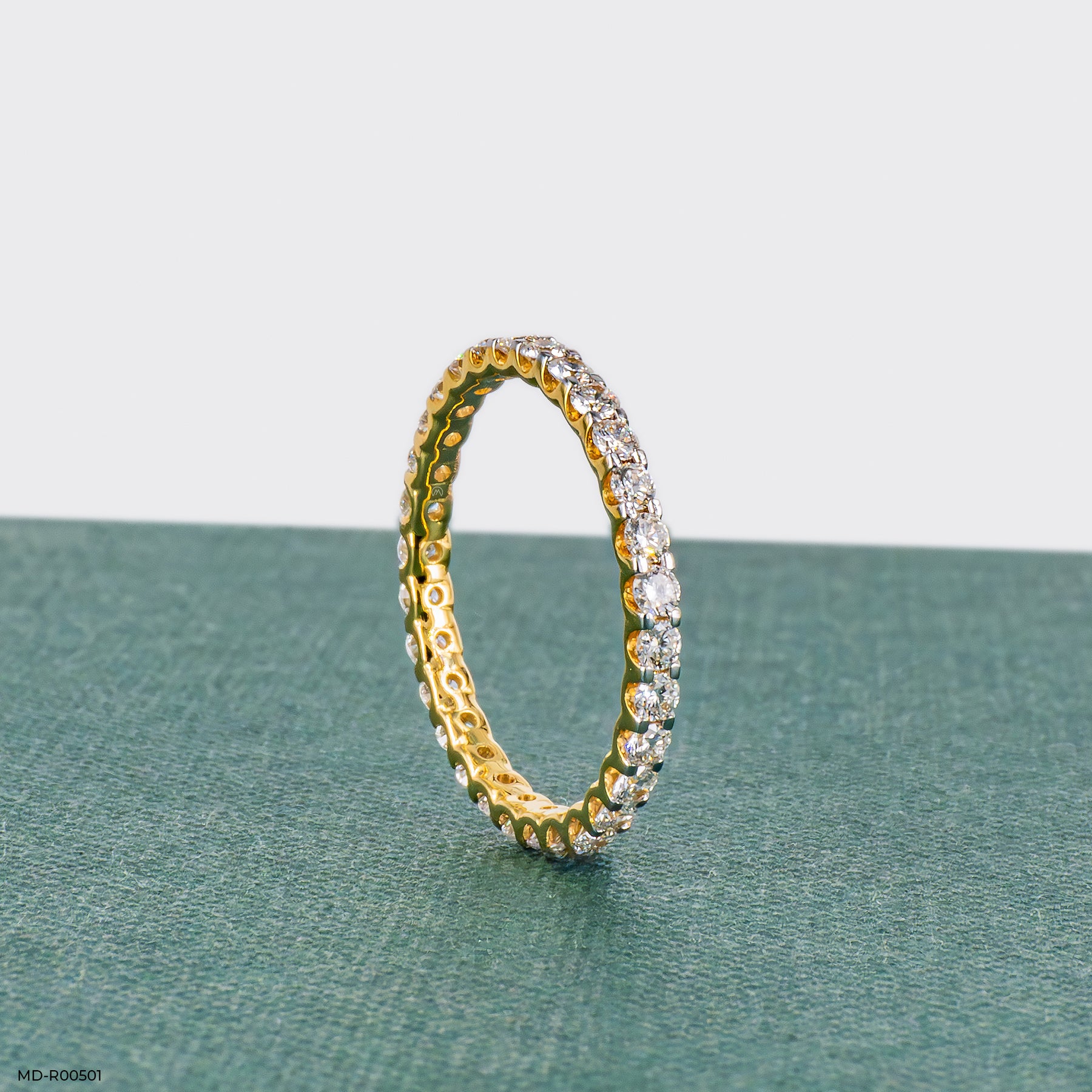 The Timeless Eternity Band 9K Yellow Gold