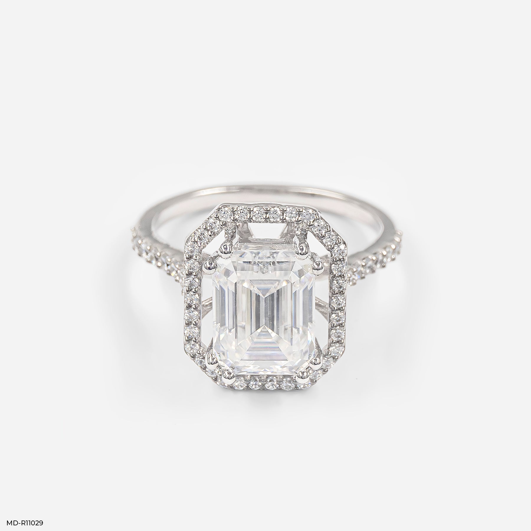 The Imperial Halo Ring 9K White Gold