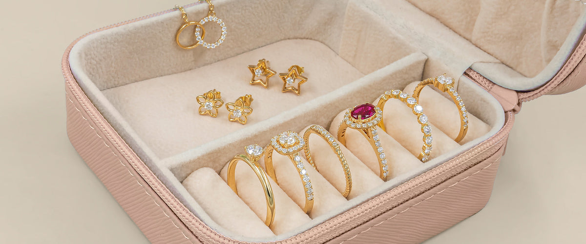 How to Express Love Beyond Words This Valentine’s Day
