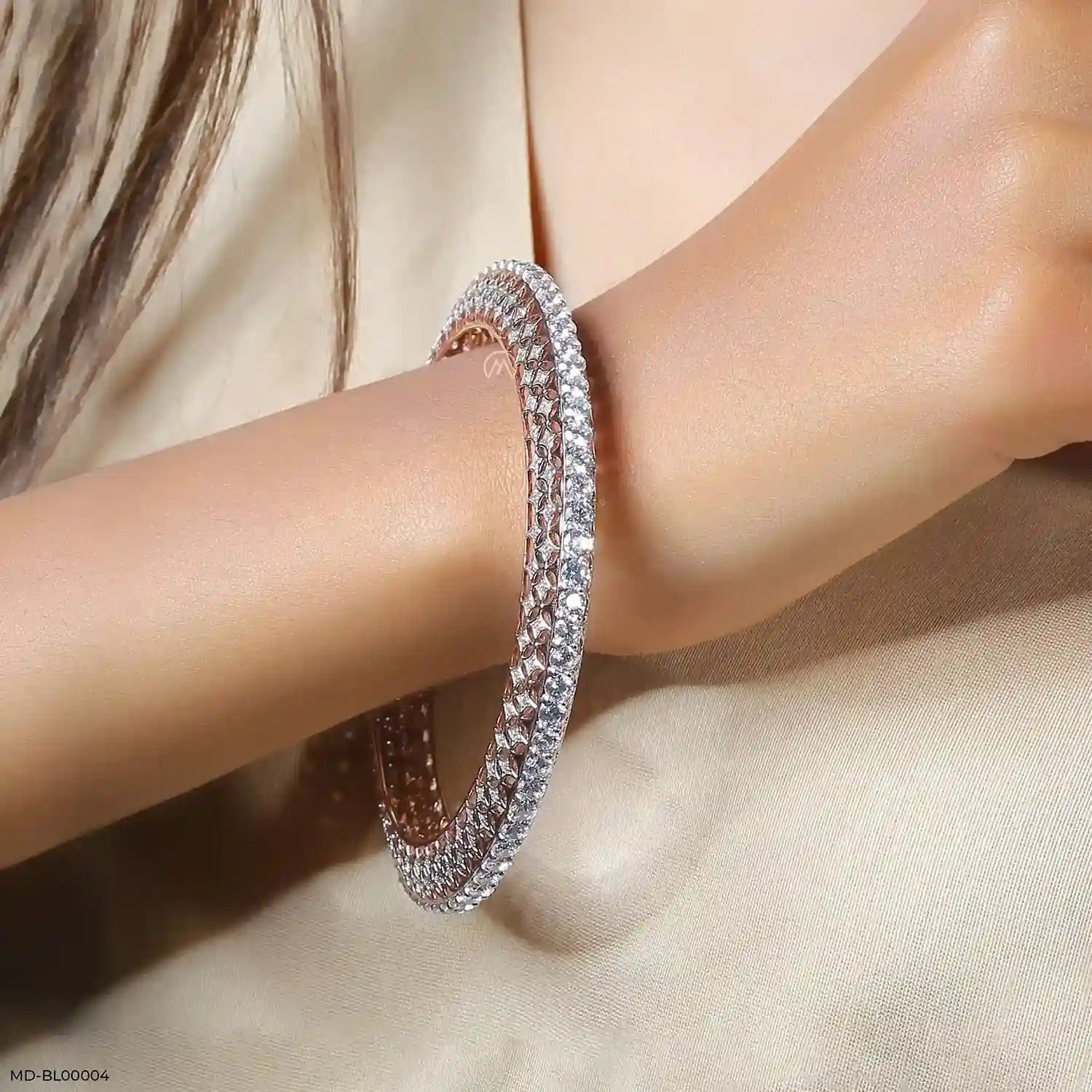 15 Cent Solitaire Single Line Spark Bangle 9K Rose Gold