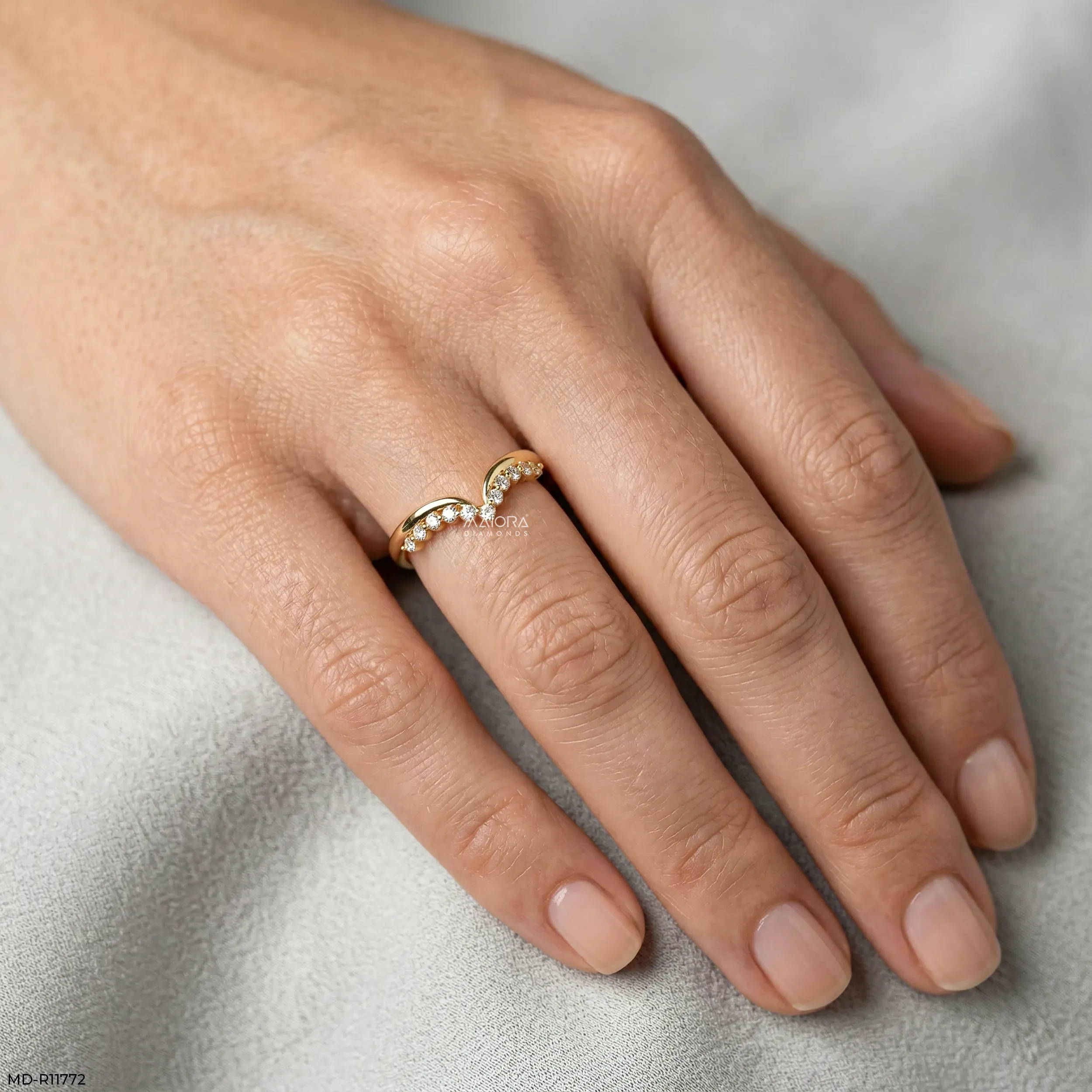 Sweep Bridge Vanki Diamond Ring