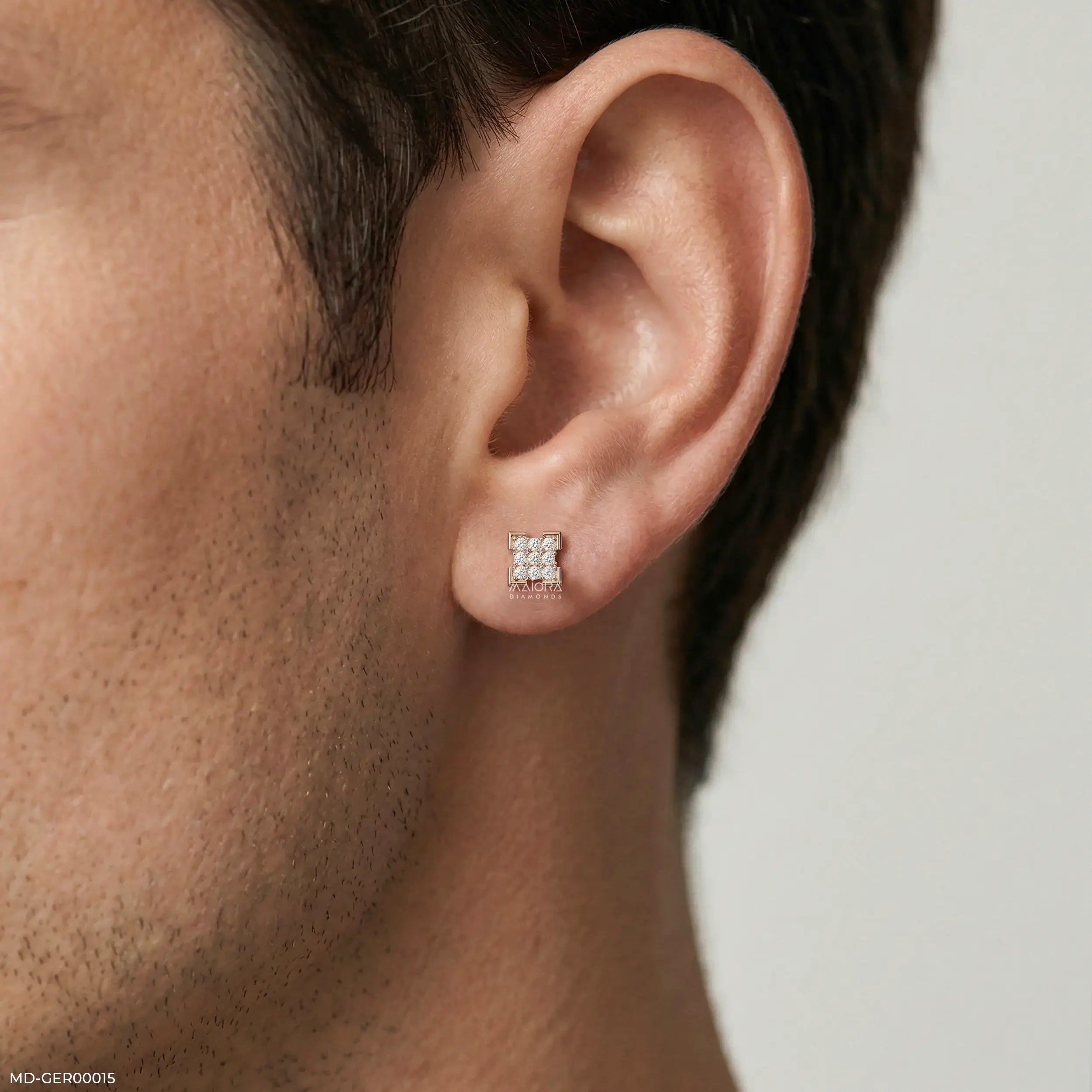 Knight Shine Diamond Mens Stud Earring