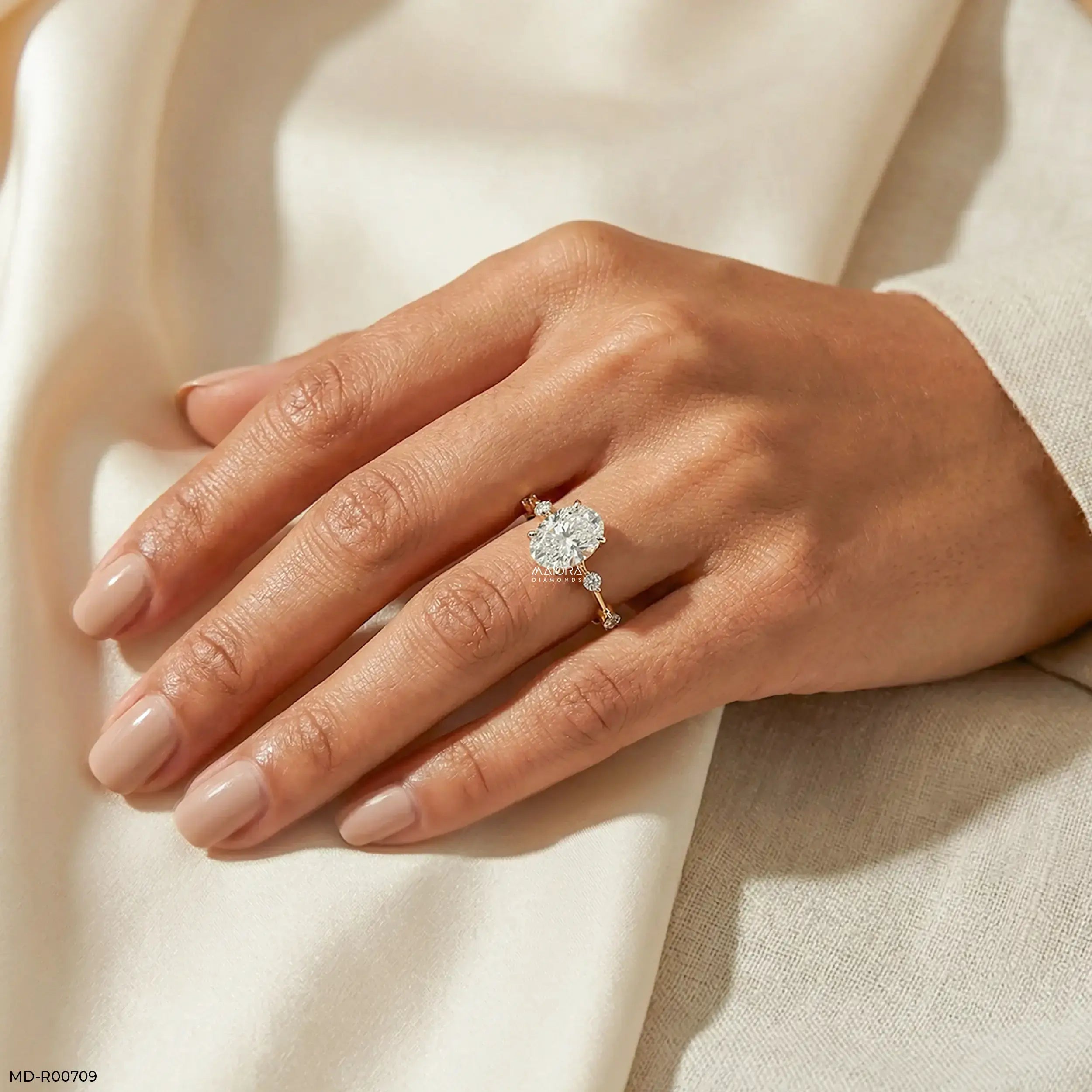 Lyra shine Soilitaire Diamond Ring 9K Yellow Gold