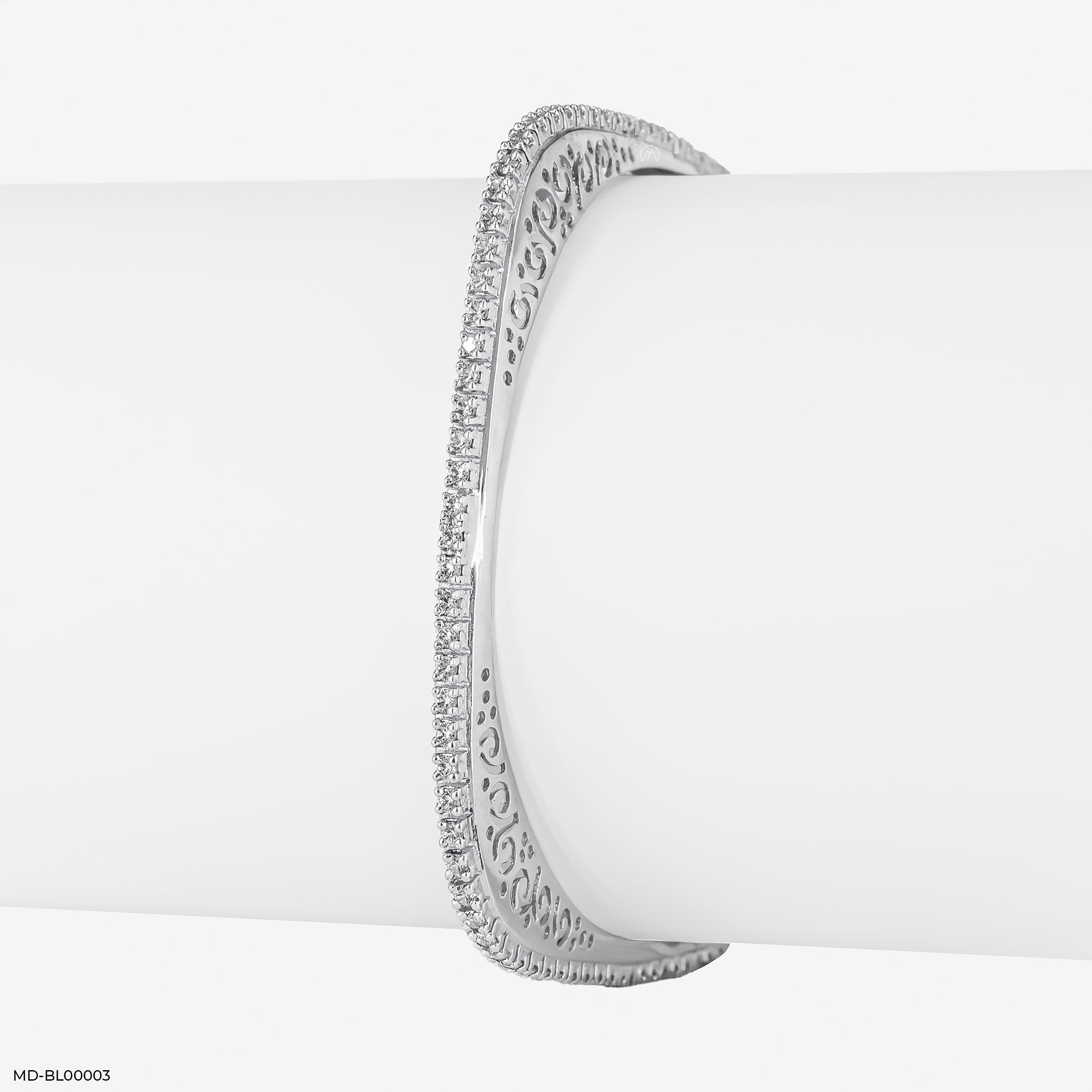 2 Cent Single Line Orthogonal Round Bangle 9K Yellow Gold