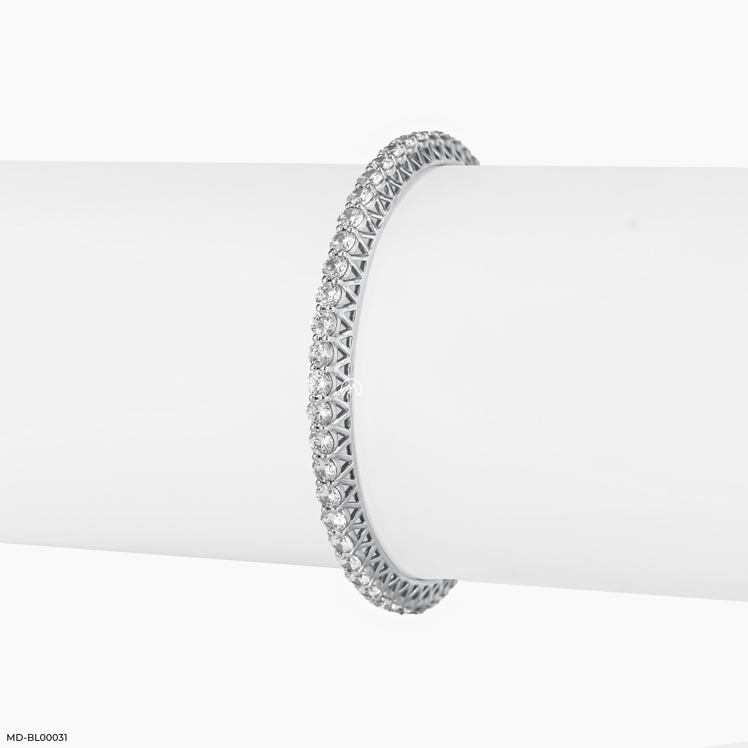 Finesse Diamond Bangle