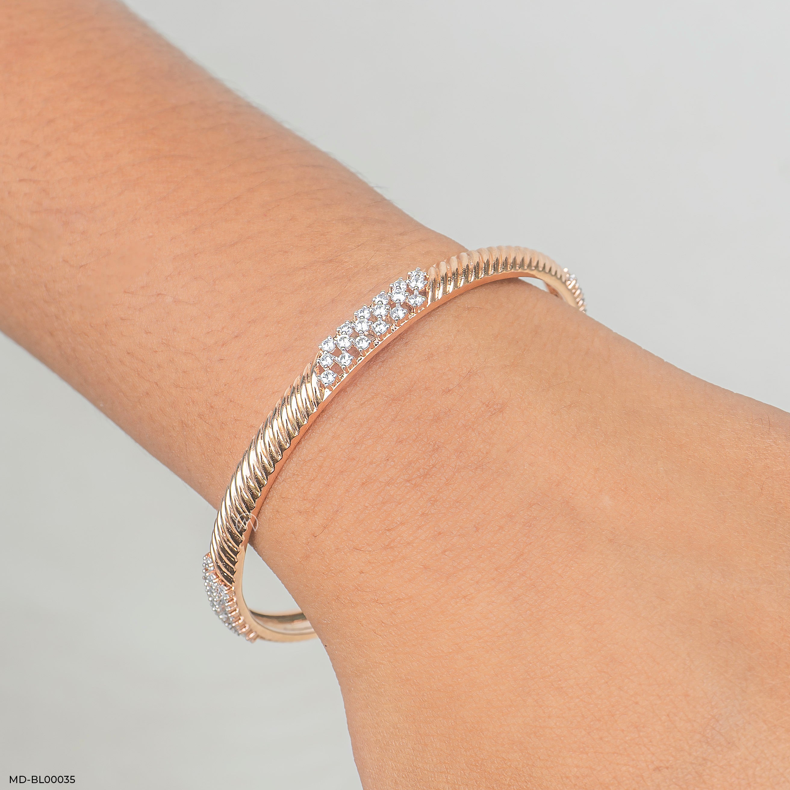 Nirvana Diamond Bangle 9K Rose Gold