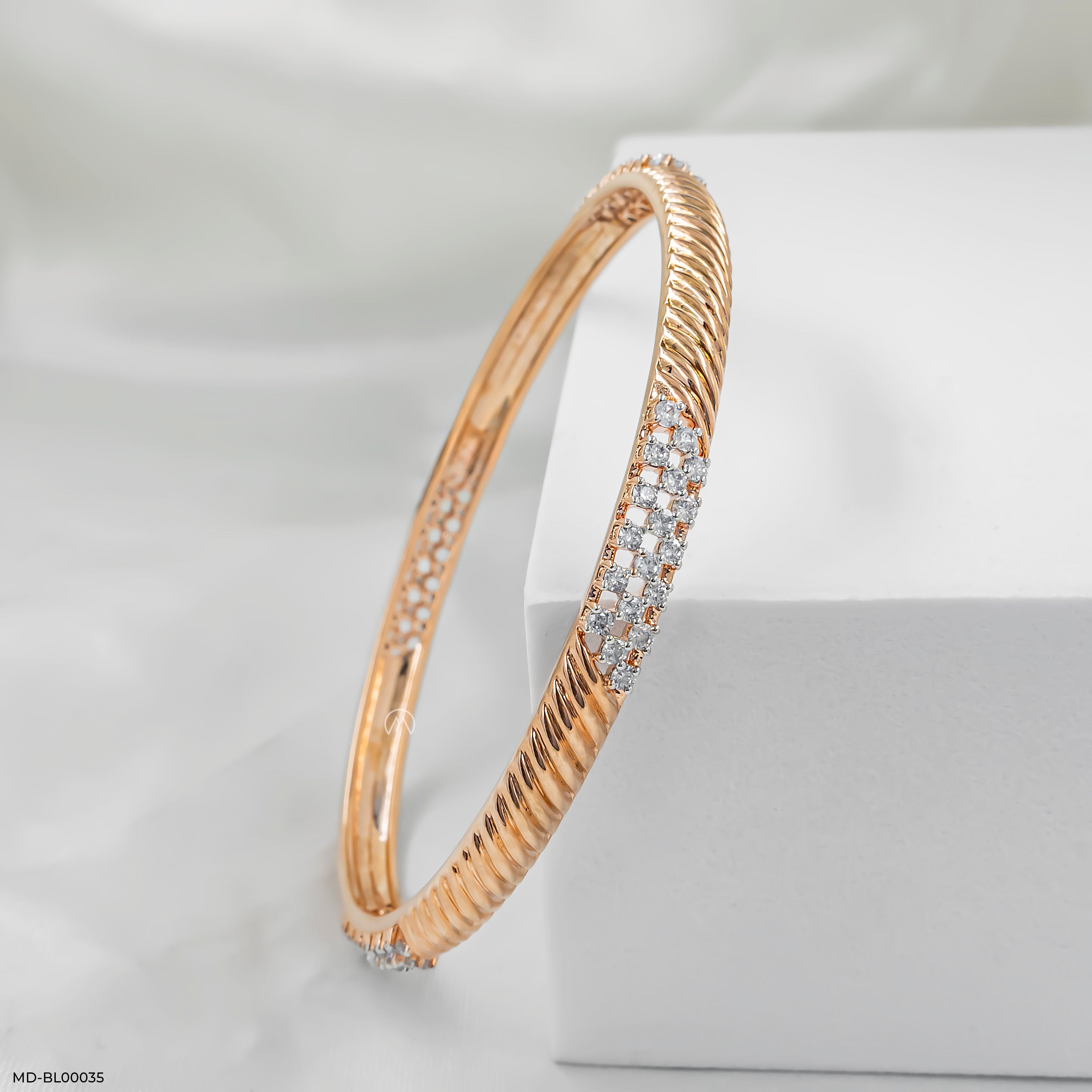 Nirvana Diamond Bangle