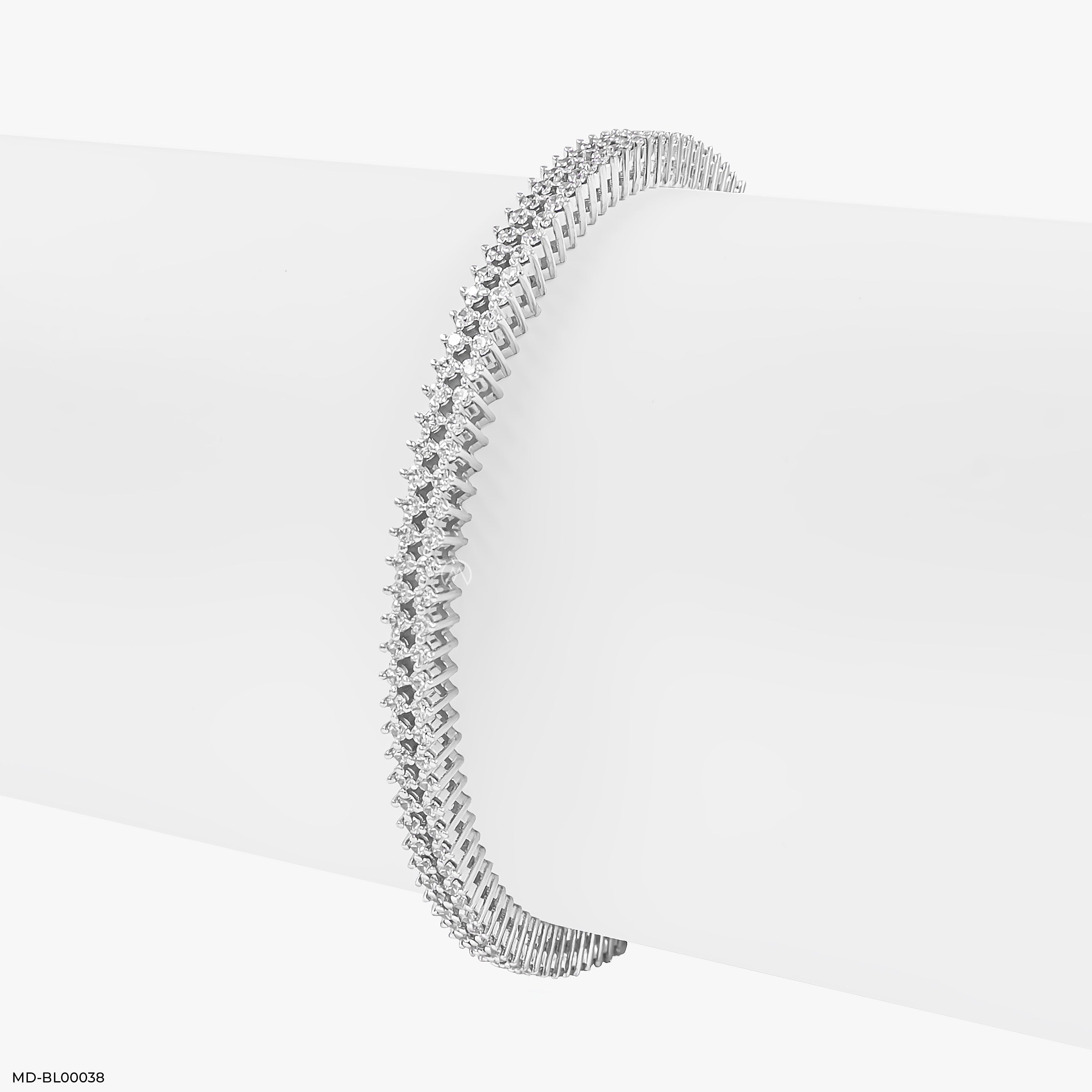 Infinity Shine Diamond Bangle 14K White Gold
