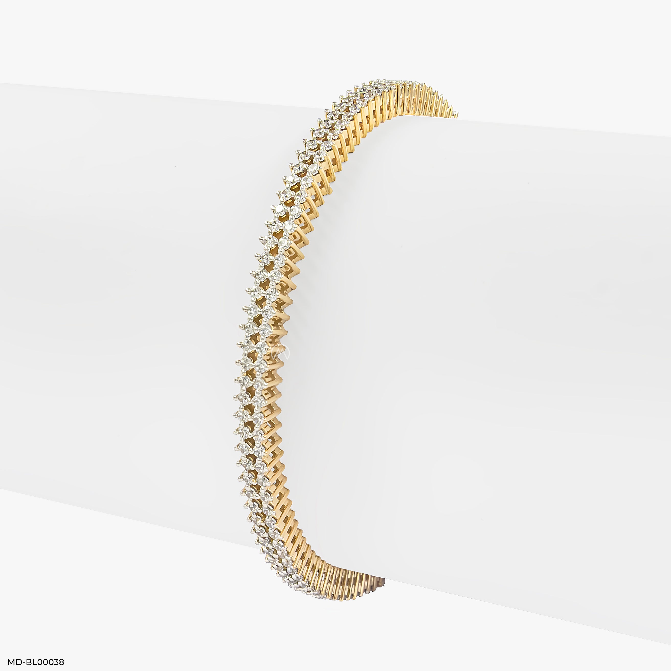 Infinity Shine Diamond Bangle 14K Yellow Gold