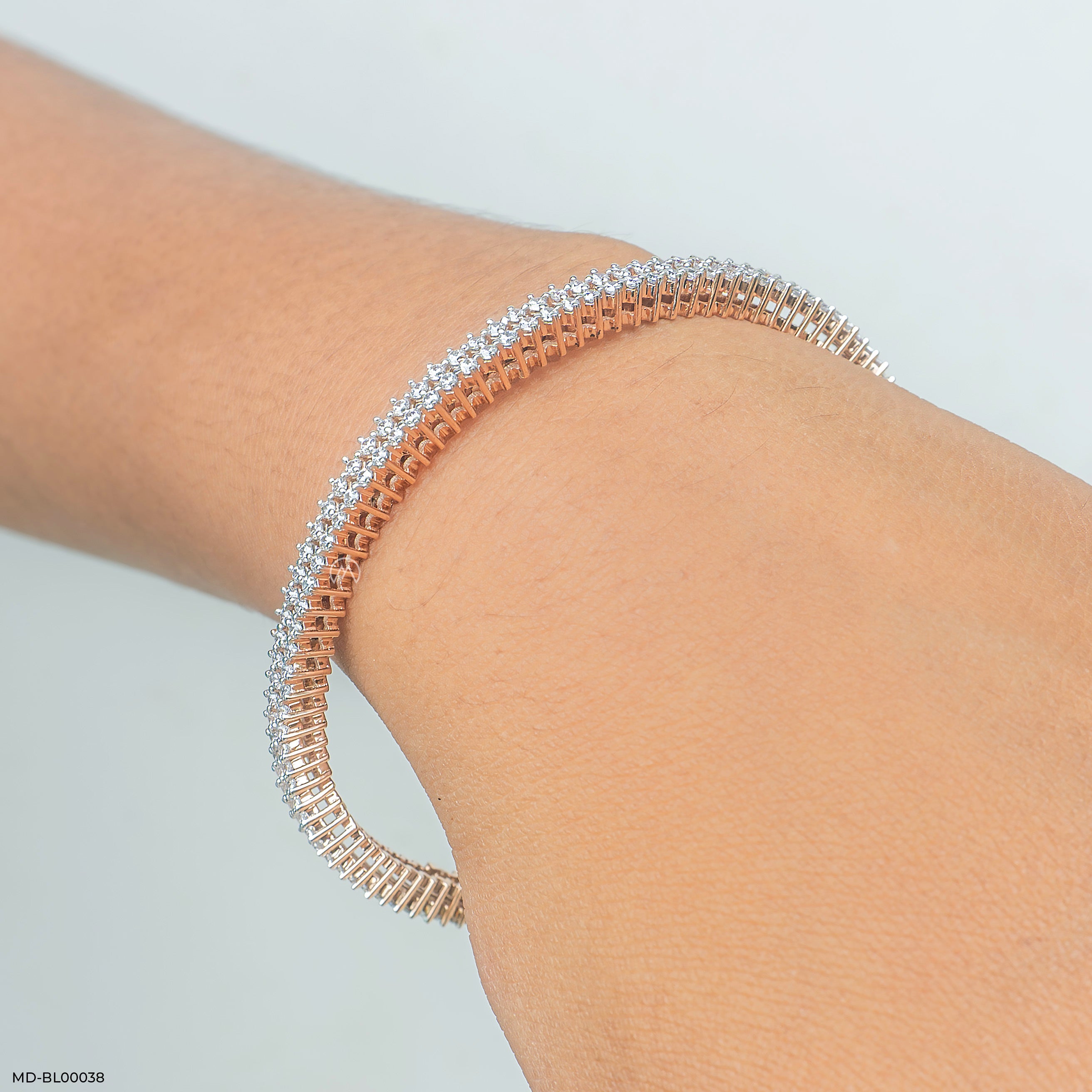 Infinity Shine Diamond Bangle 9K Rose Gold