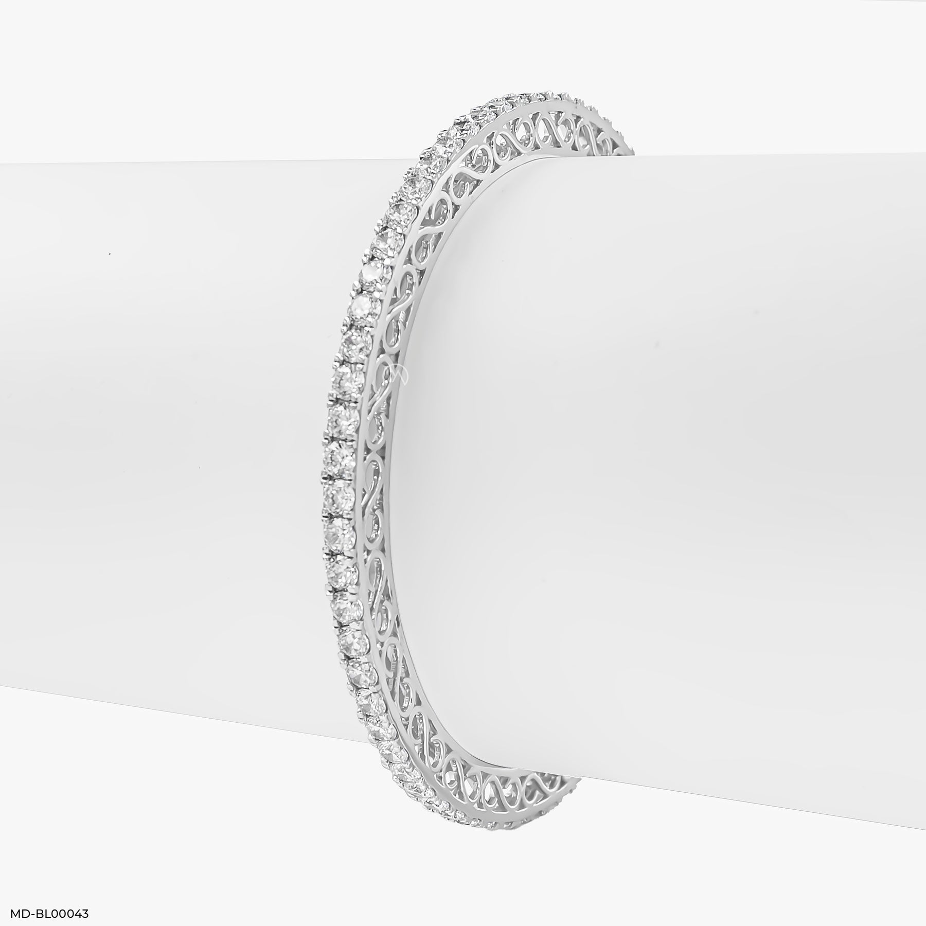10 Cent Minimal Dazzle Diamond Bangle 14K White Gold