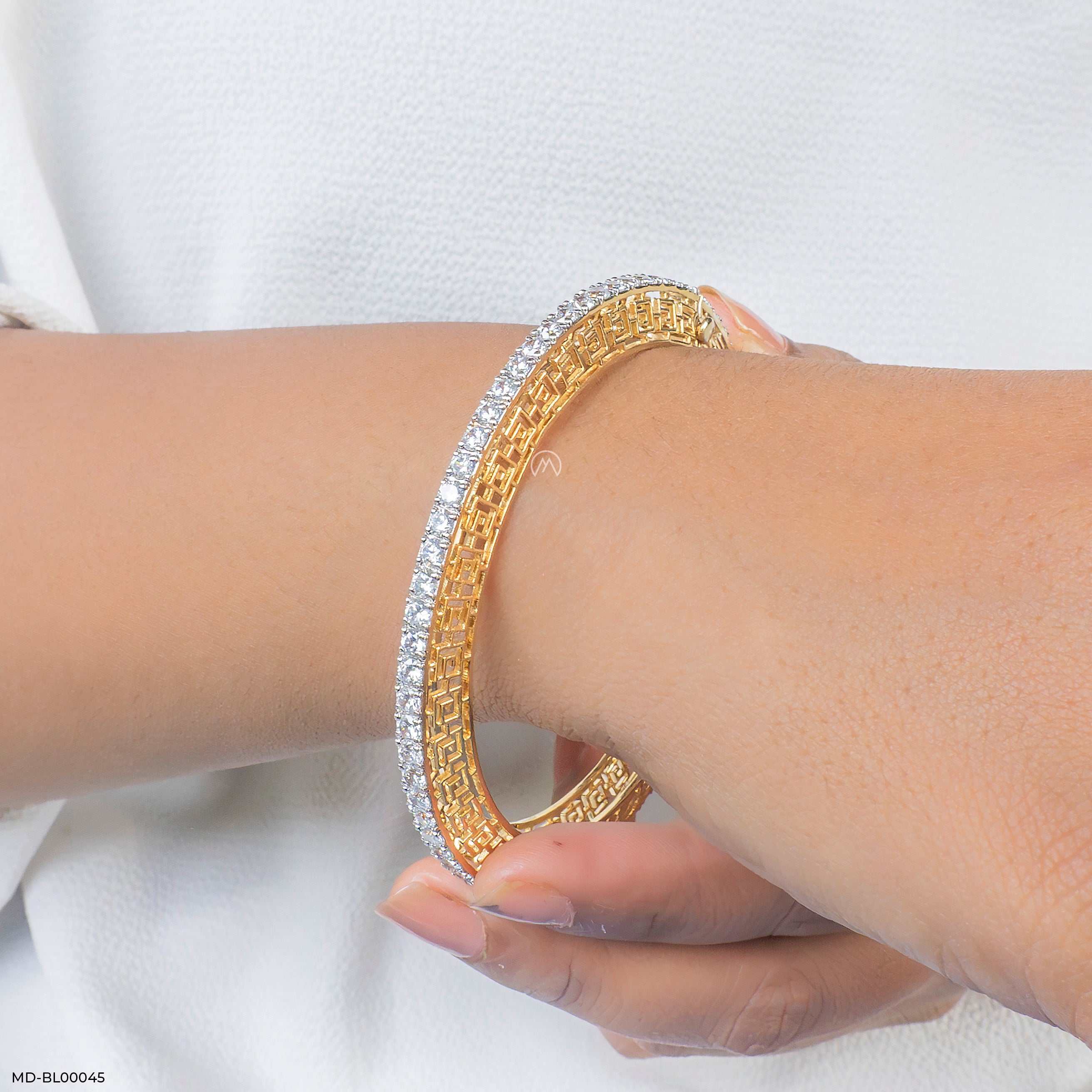 10 Cent Round Regalia Diamond Bangle 14K Rose Gold