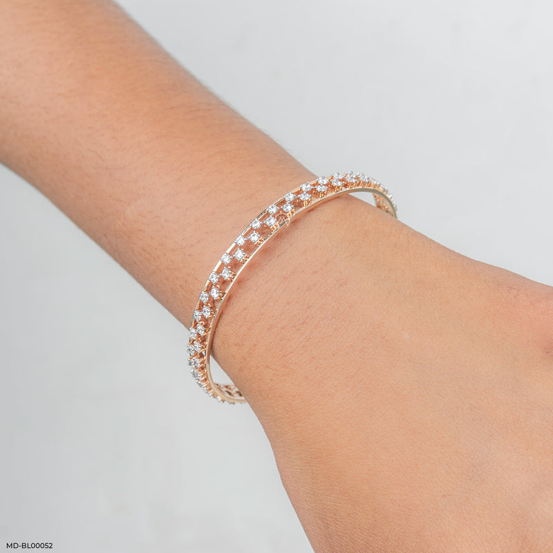 Timeless Trace Diamond Bangle 18K Yellow Gold