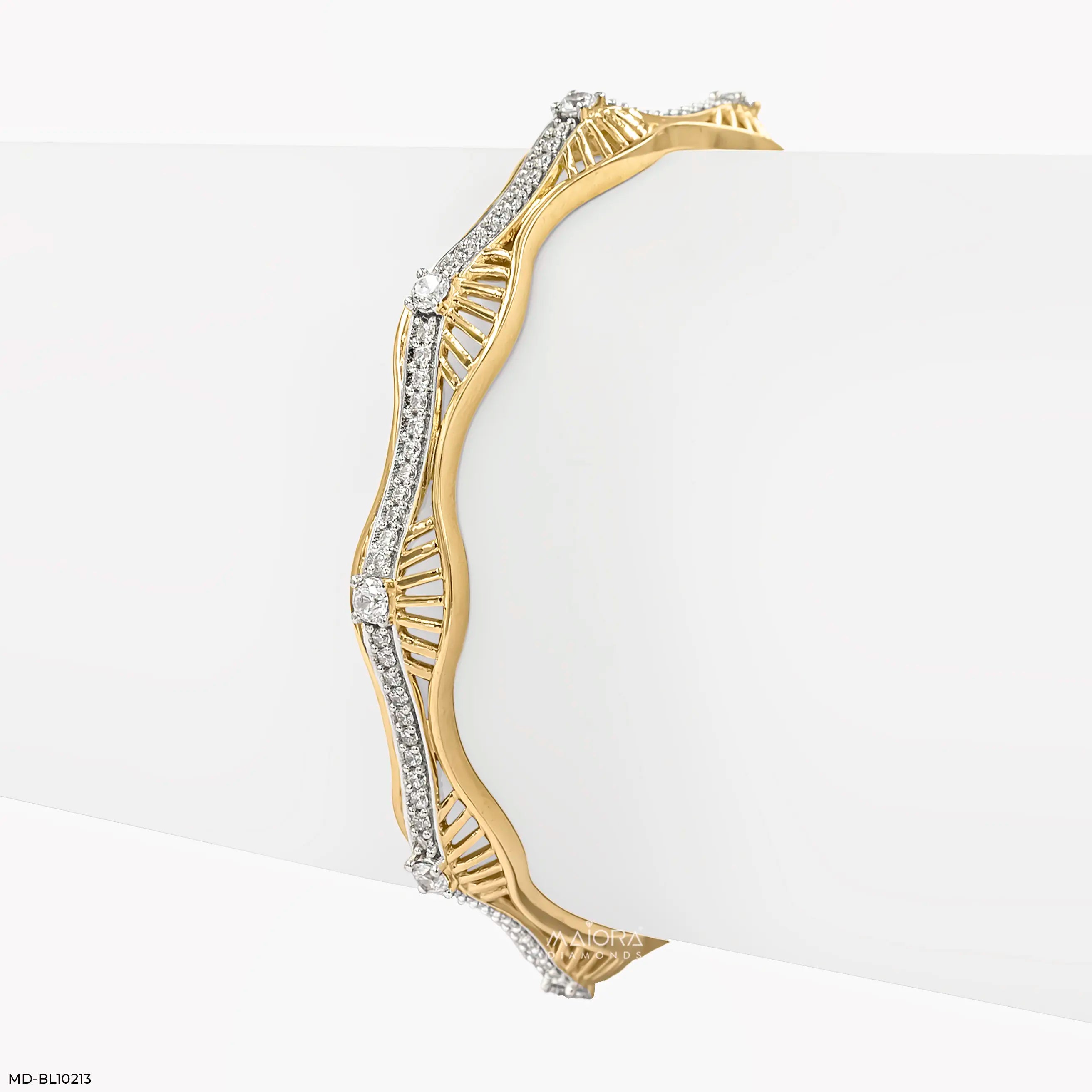 Swaya Wave Flow Diamond Bangle 9K Yellow Gold