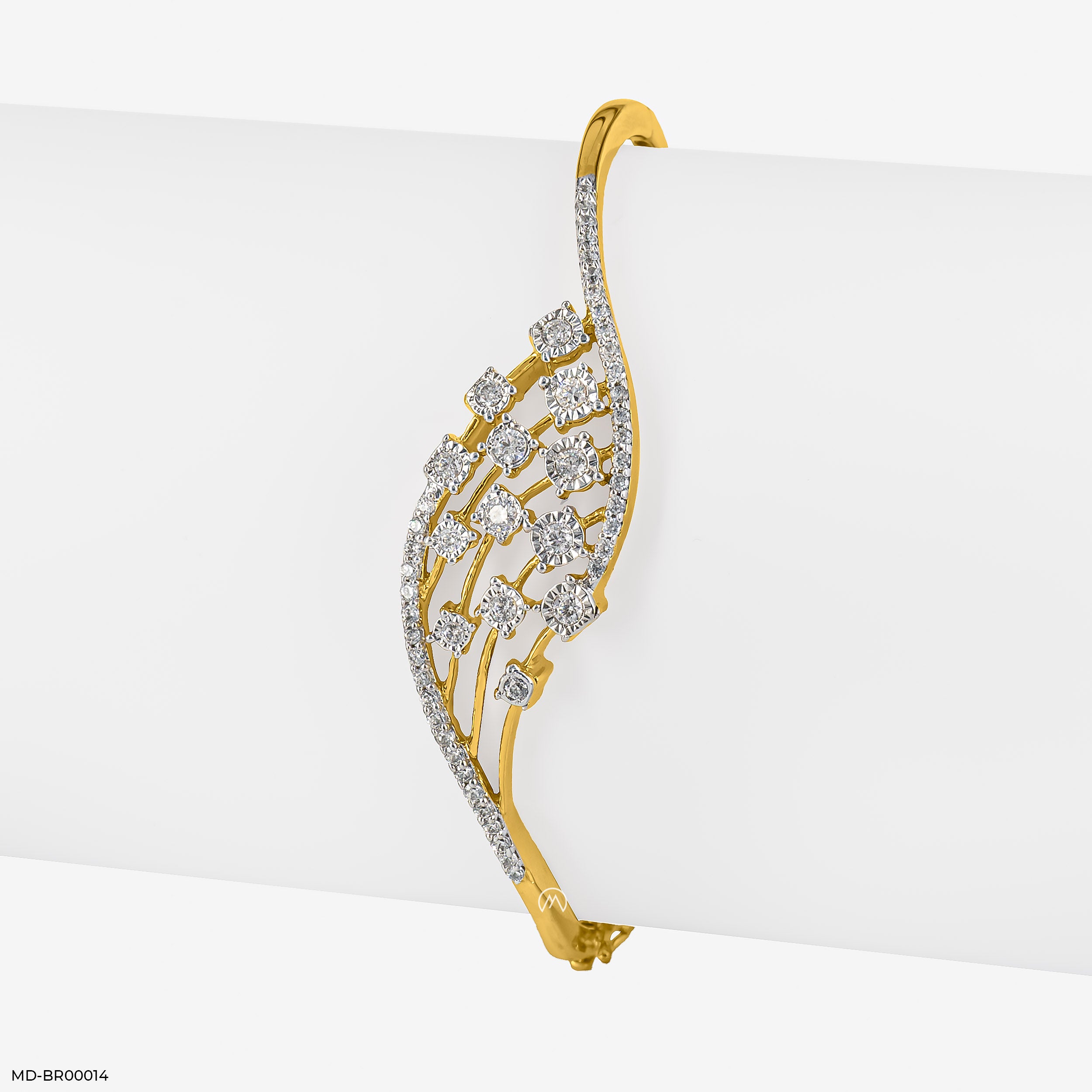 Curvy Graceful Diamond Bracelets 9K Yellow Gold