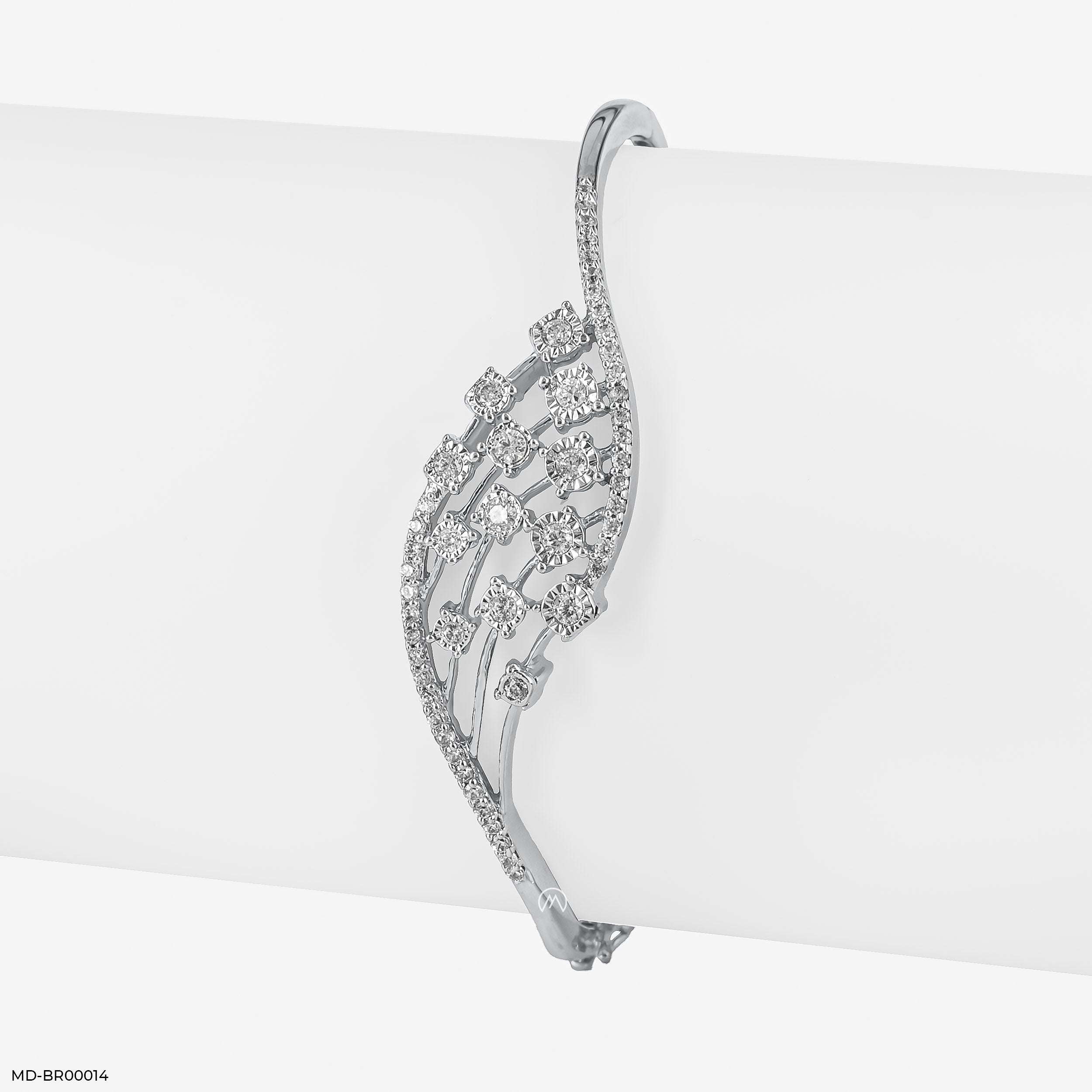 Curvy Graceful Diamond Bracelets 14K White Gold
