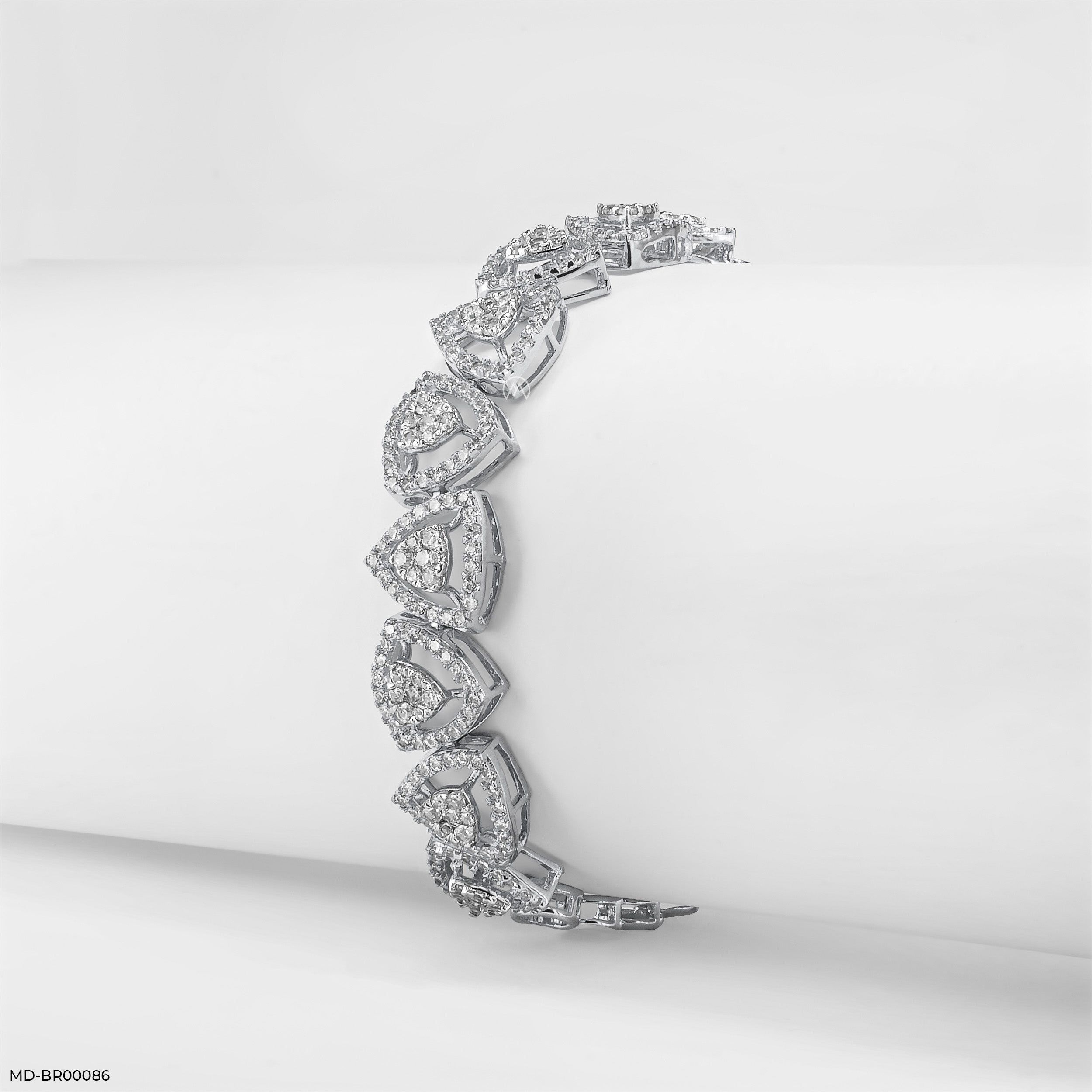 Glaming Ecstacy Diamond Bracelets