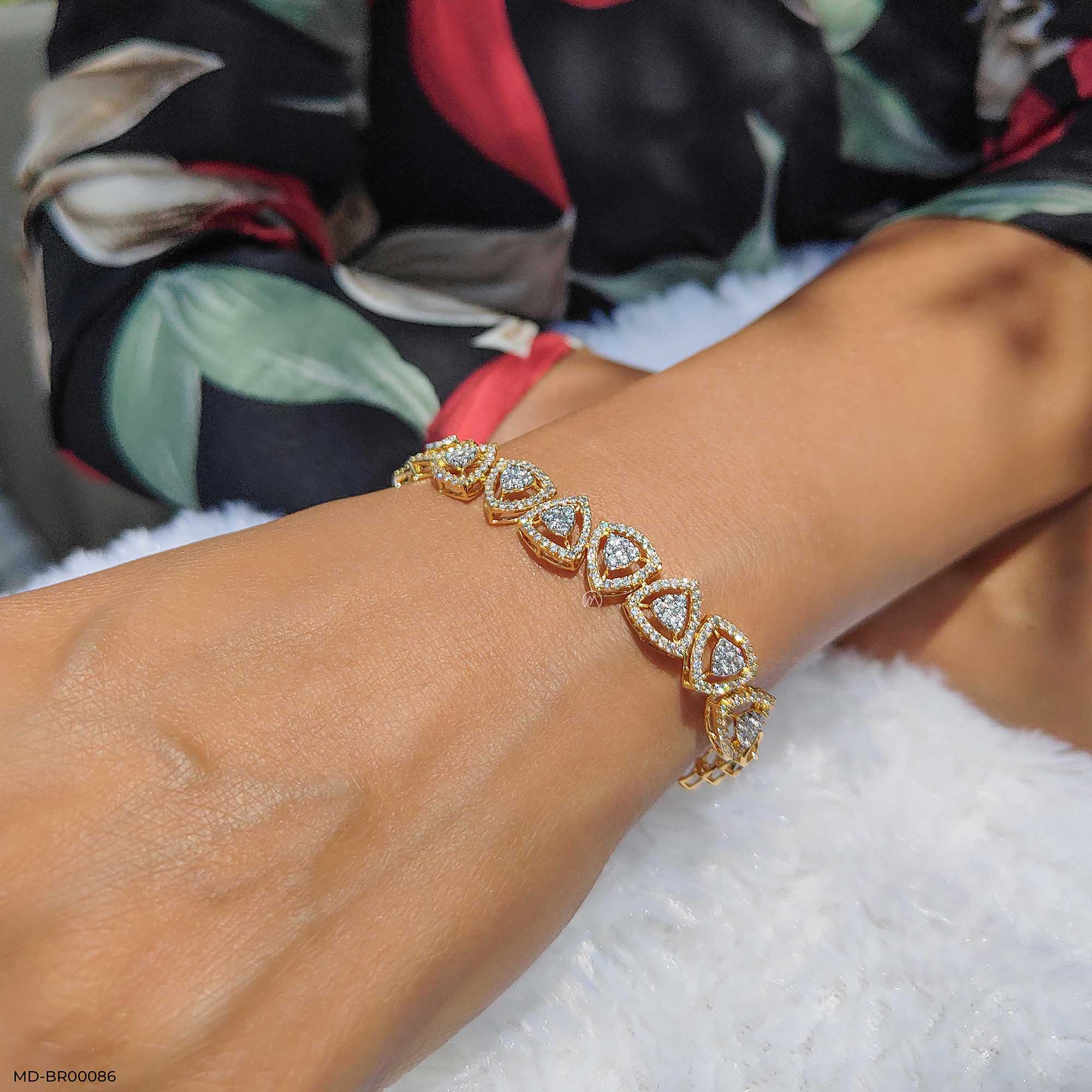 Glaming Ecstacy Diamond Bracelets 9K White Gold