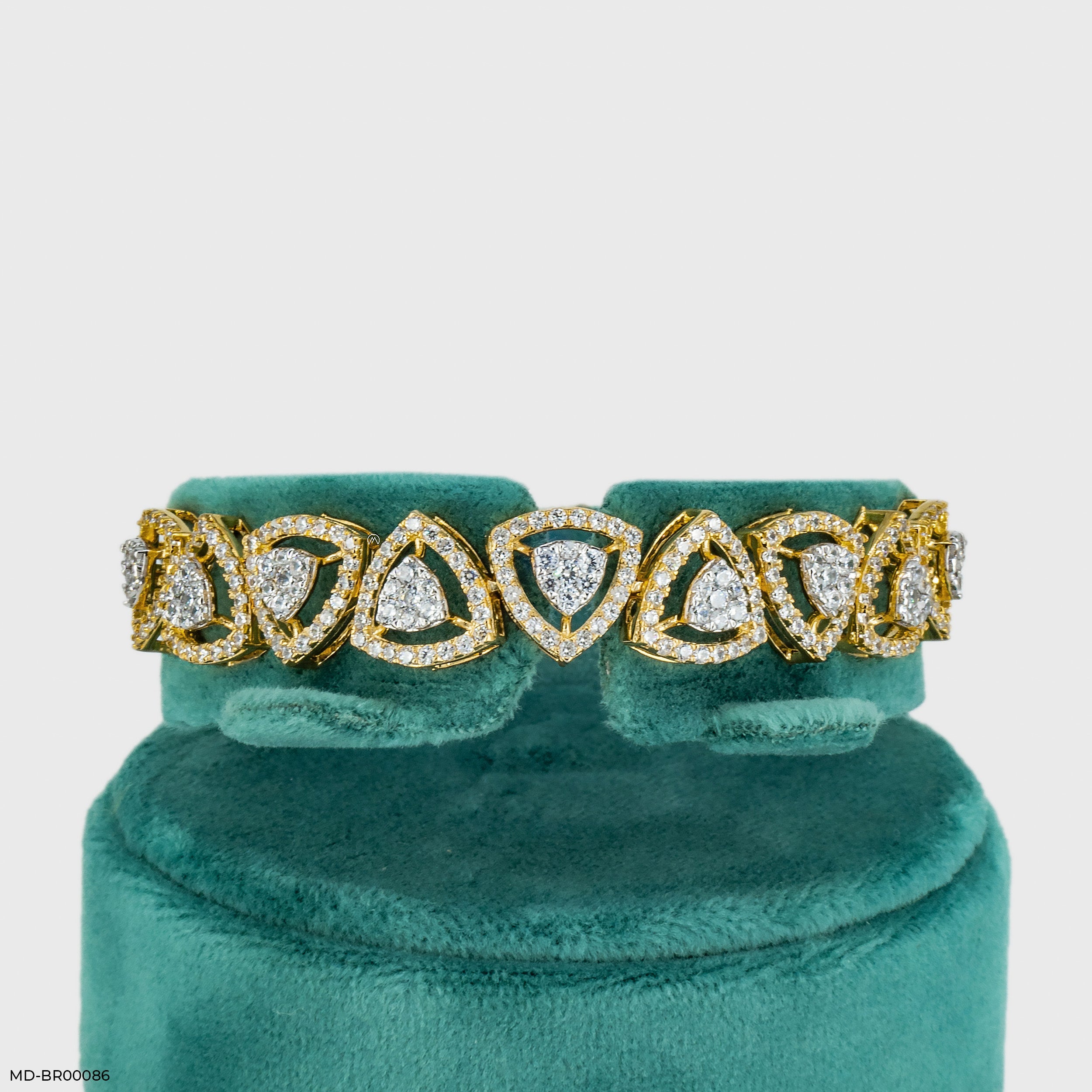 Glaming Ecstacy Diamond Bracelets 18K White Gold