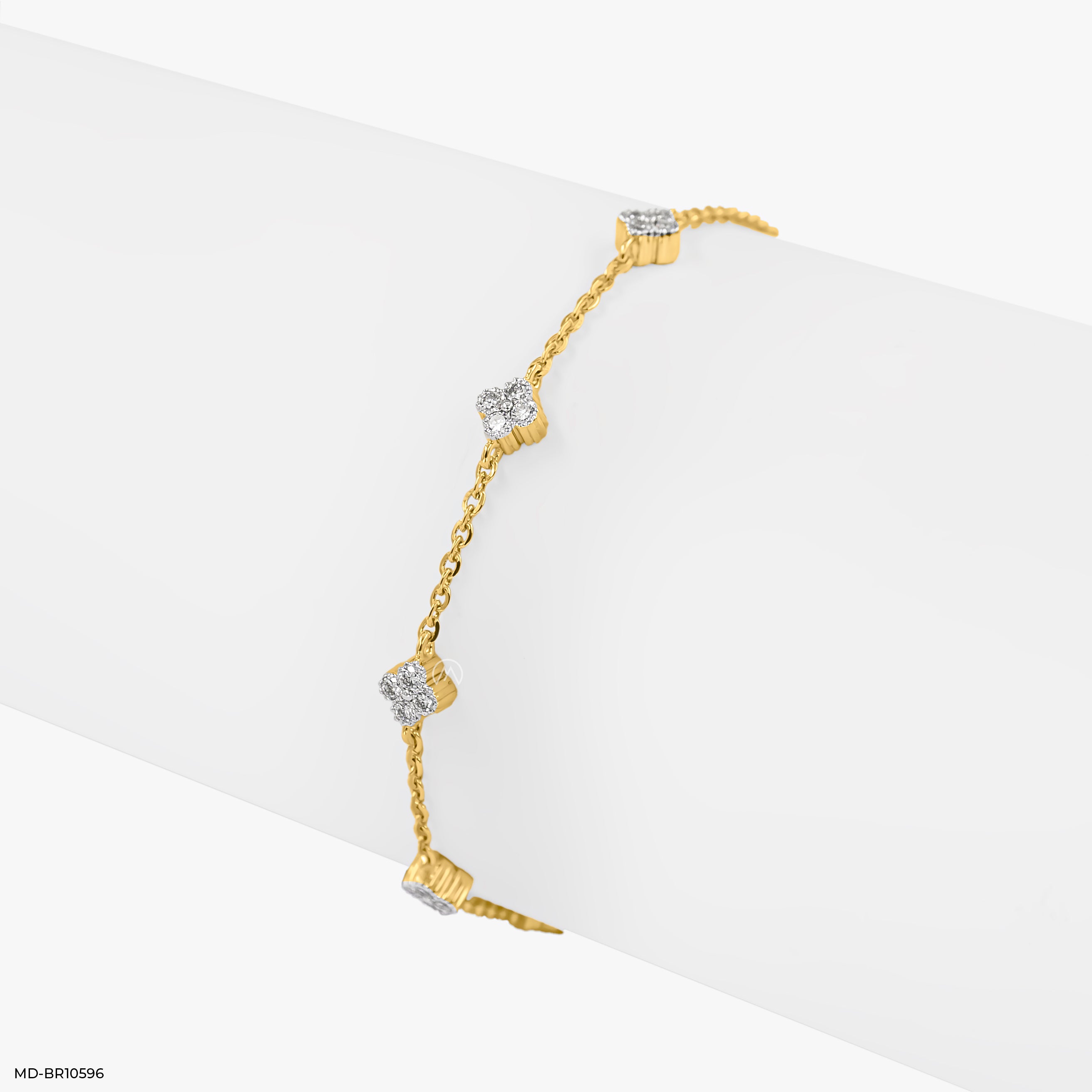 Quadrilateral Sparkle Bracelet 9K Yellow Gold