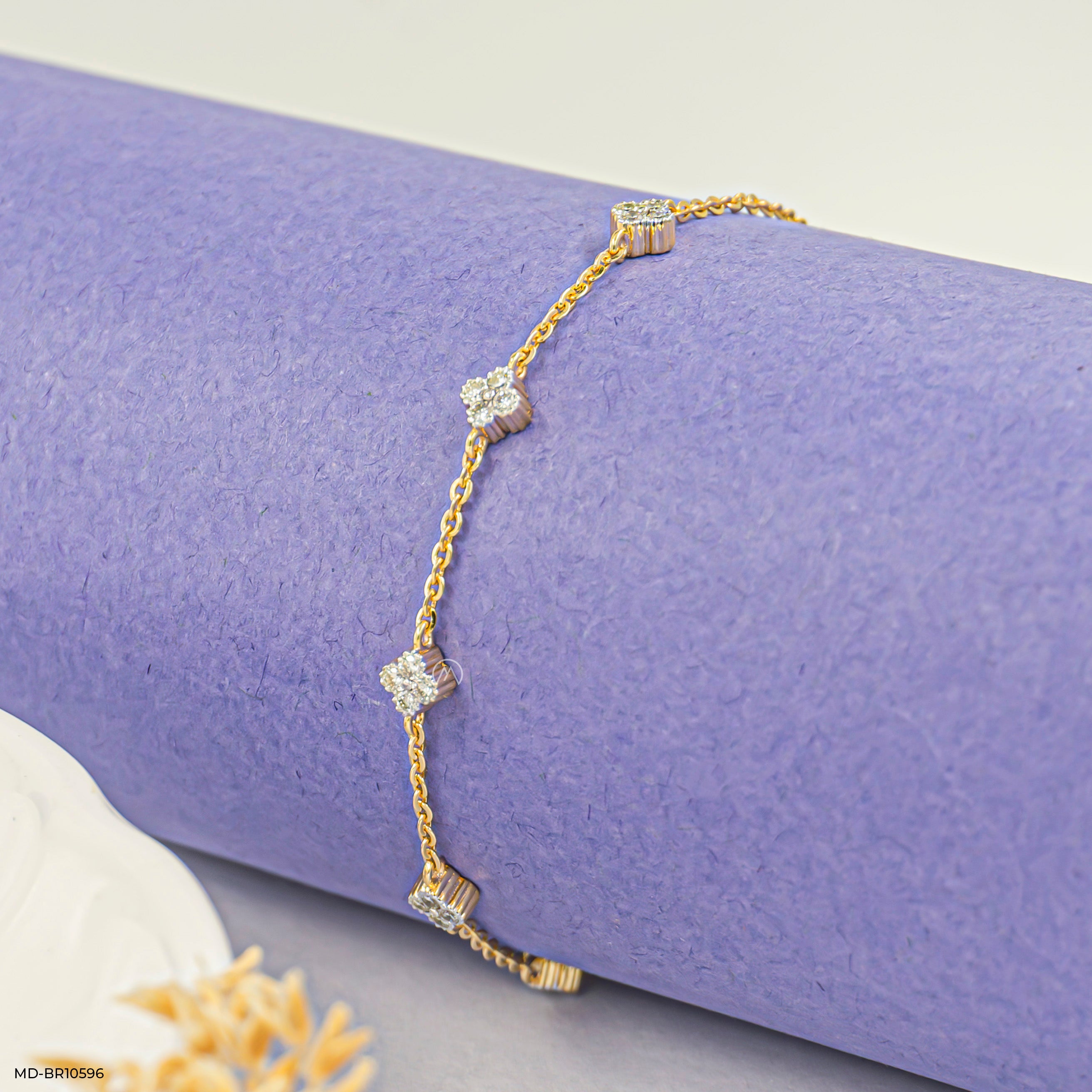 Quadrilateral Sparkle Bracelet 14K Yellow Gold