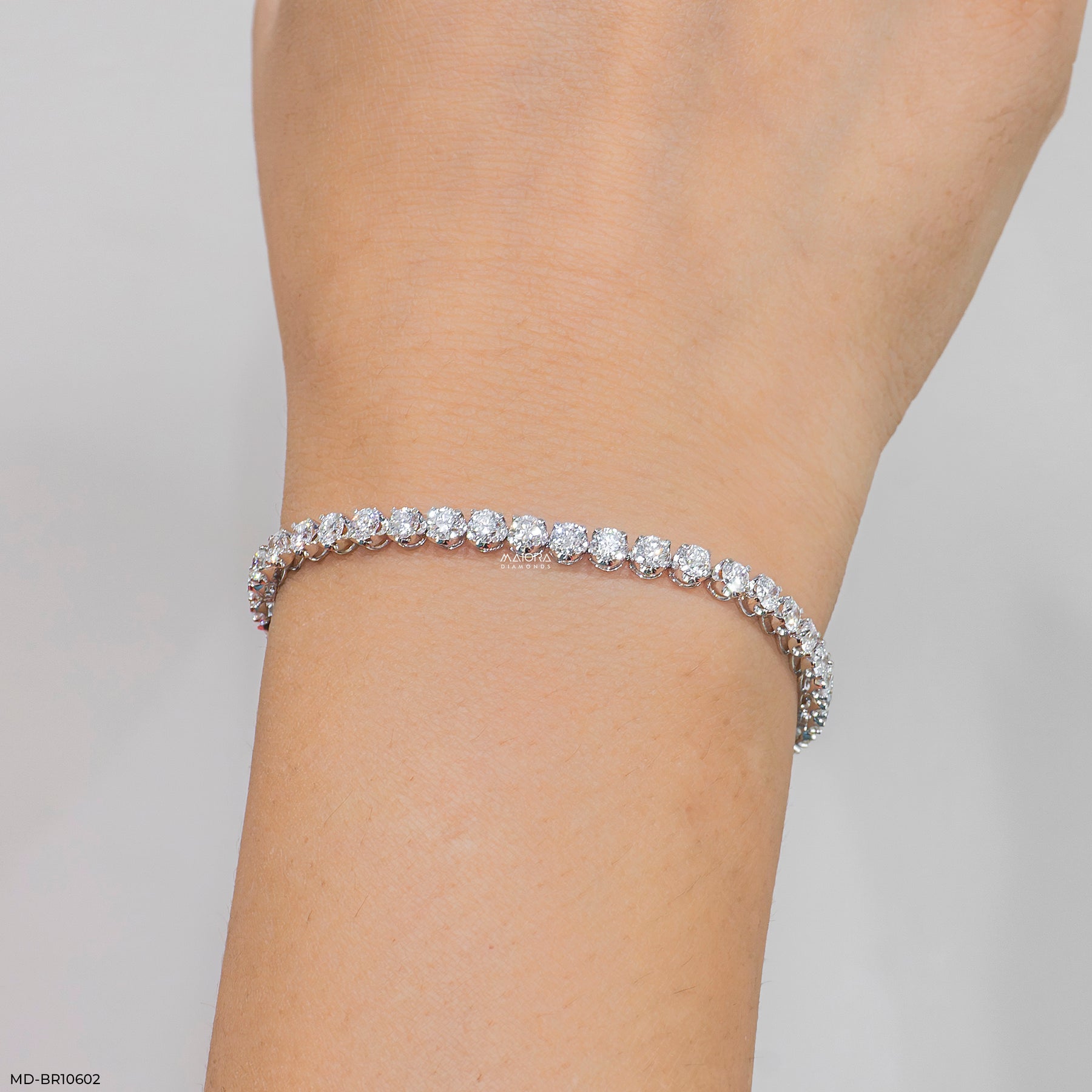 Classic Grandeur Tennis Bracelet 18K Yellow Gold