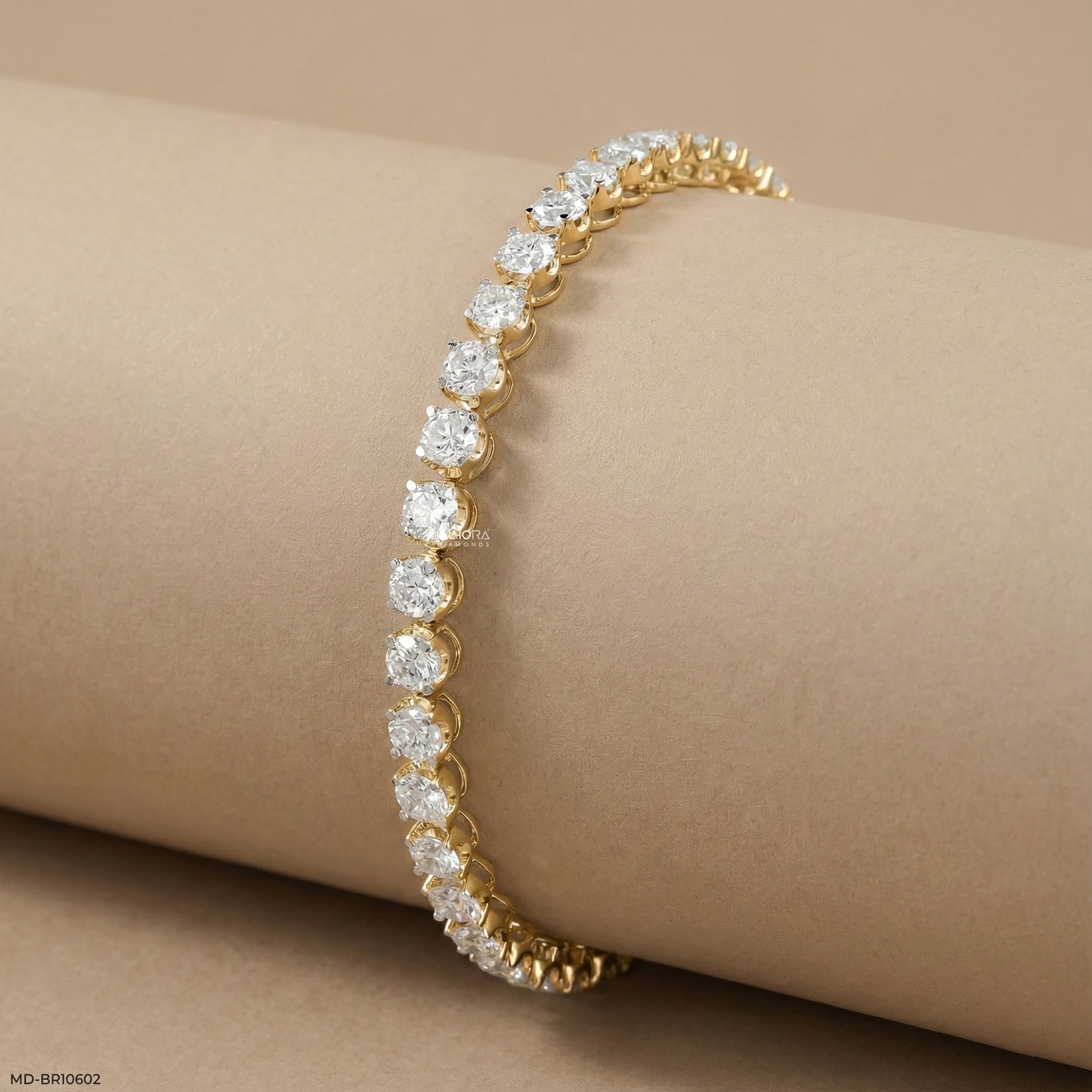Classic Grandeur Tennis Bracelet 9K Yellow Gold