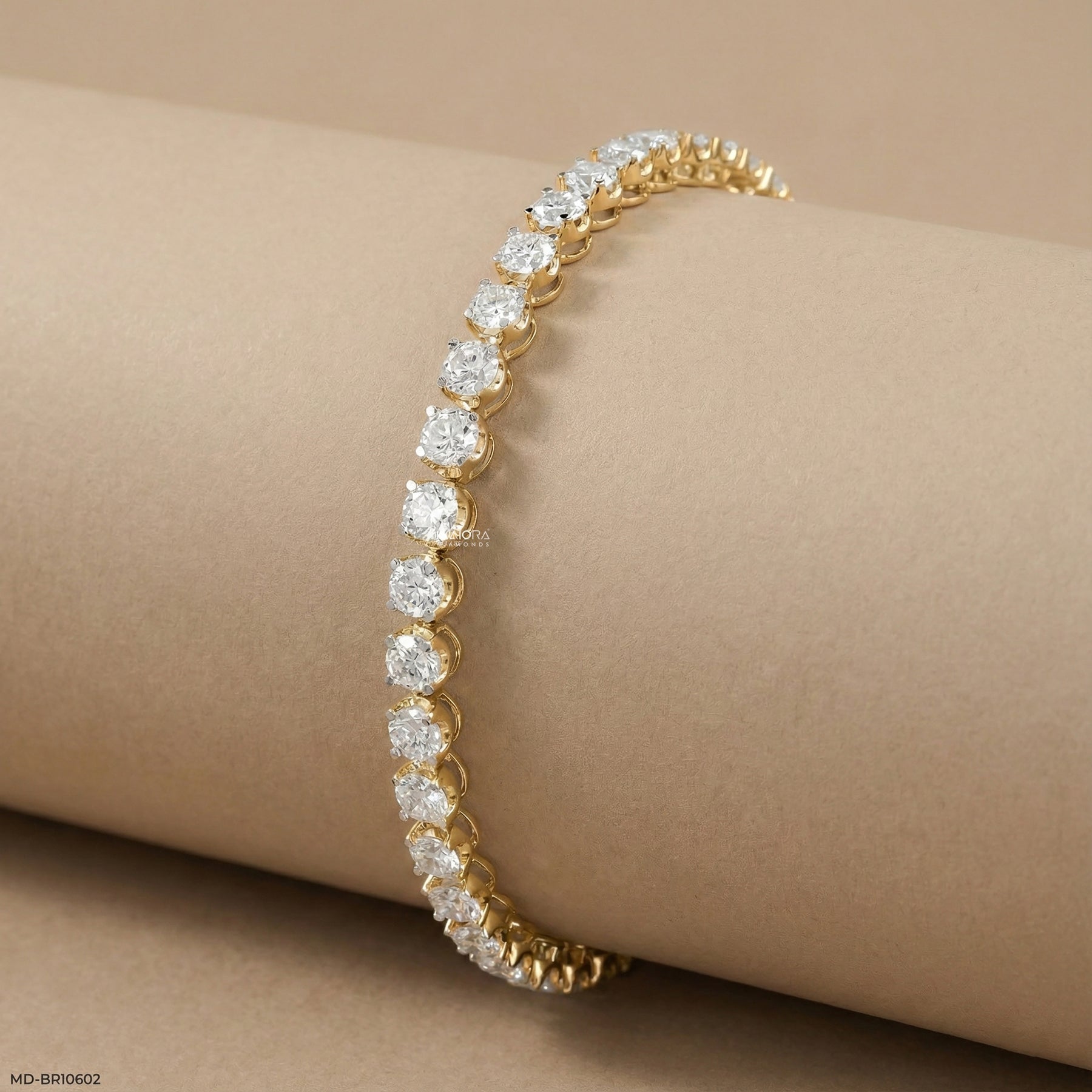 Classic Grandeur Tennis Bracelet 18K Yellow Gold