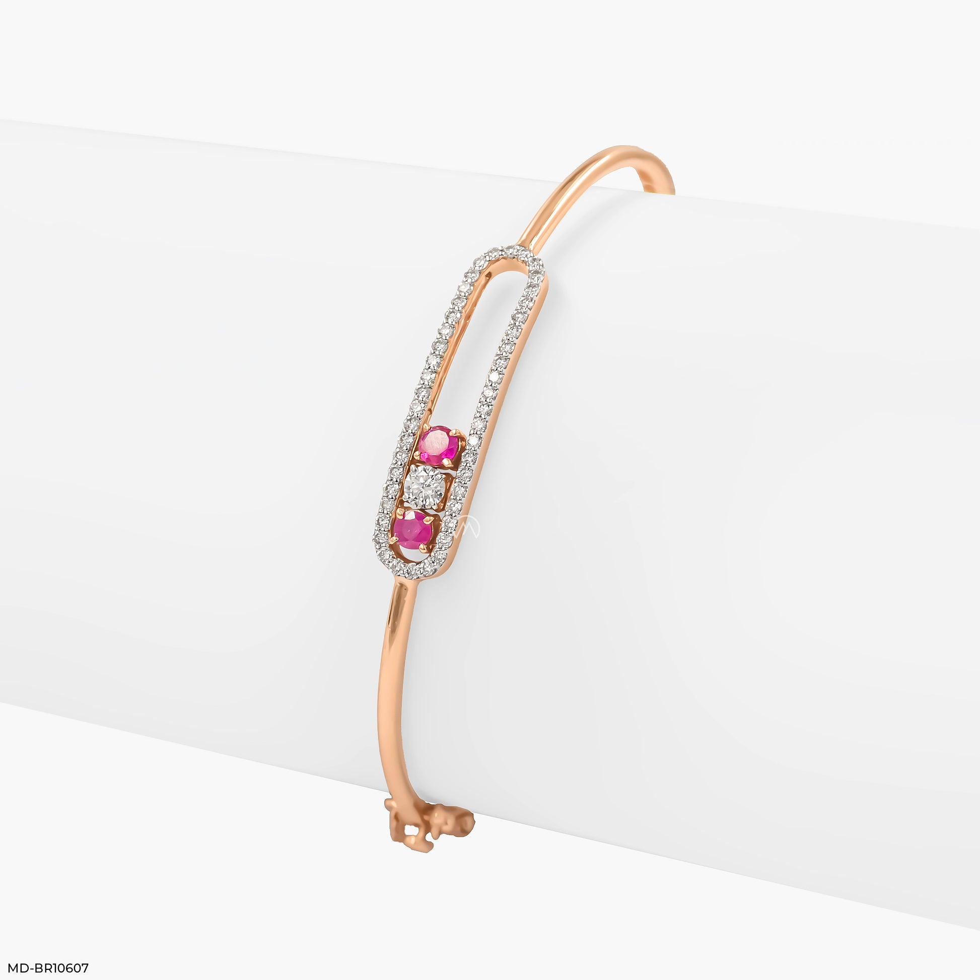 Pave Oval Bracelet