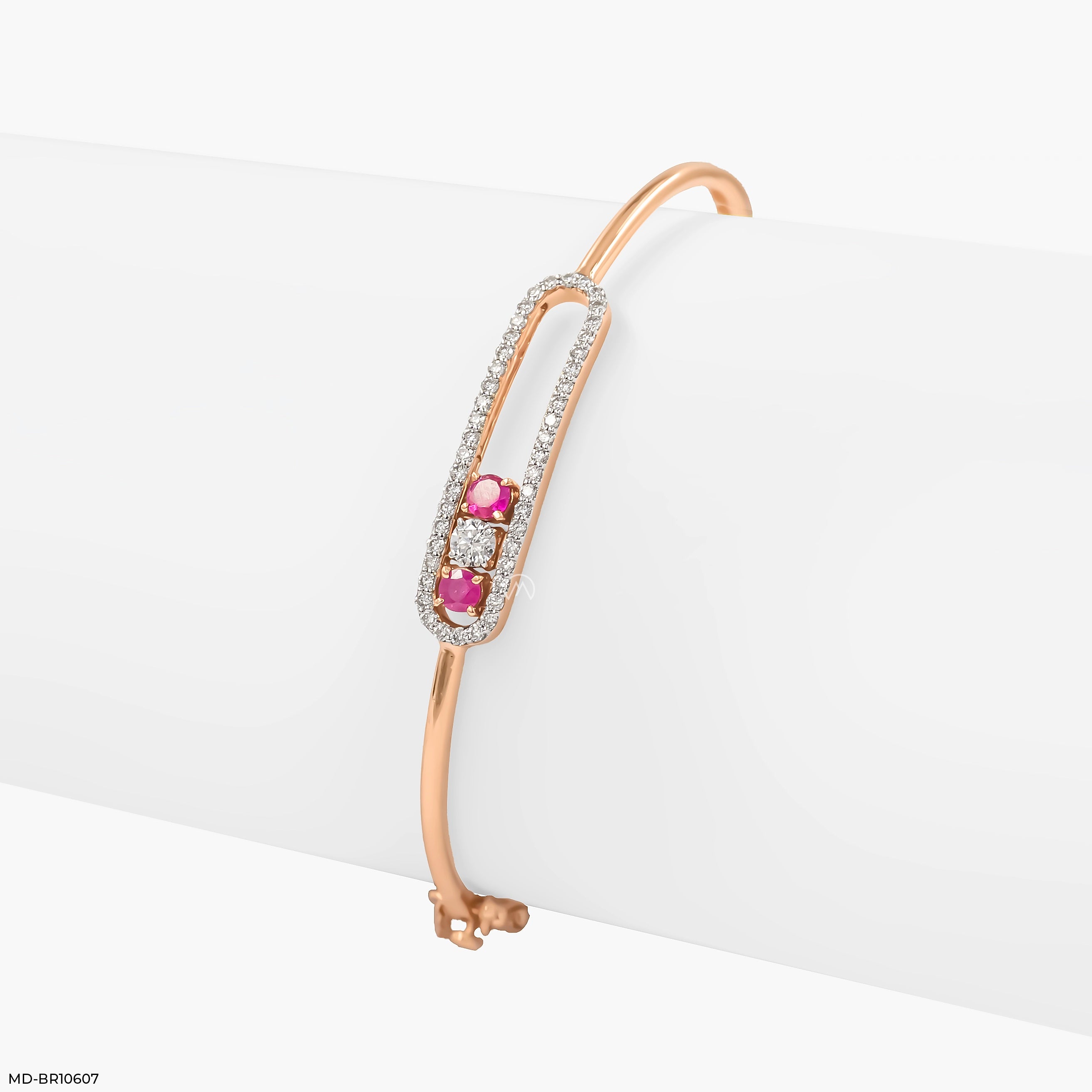 Pave Oval Bracelet
