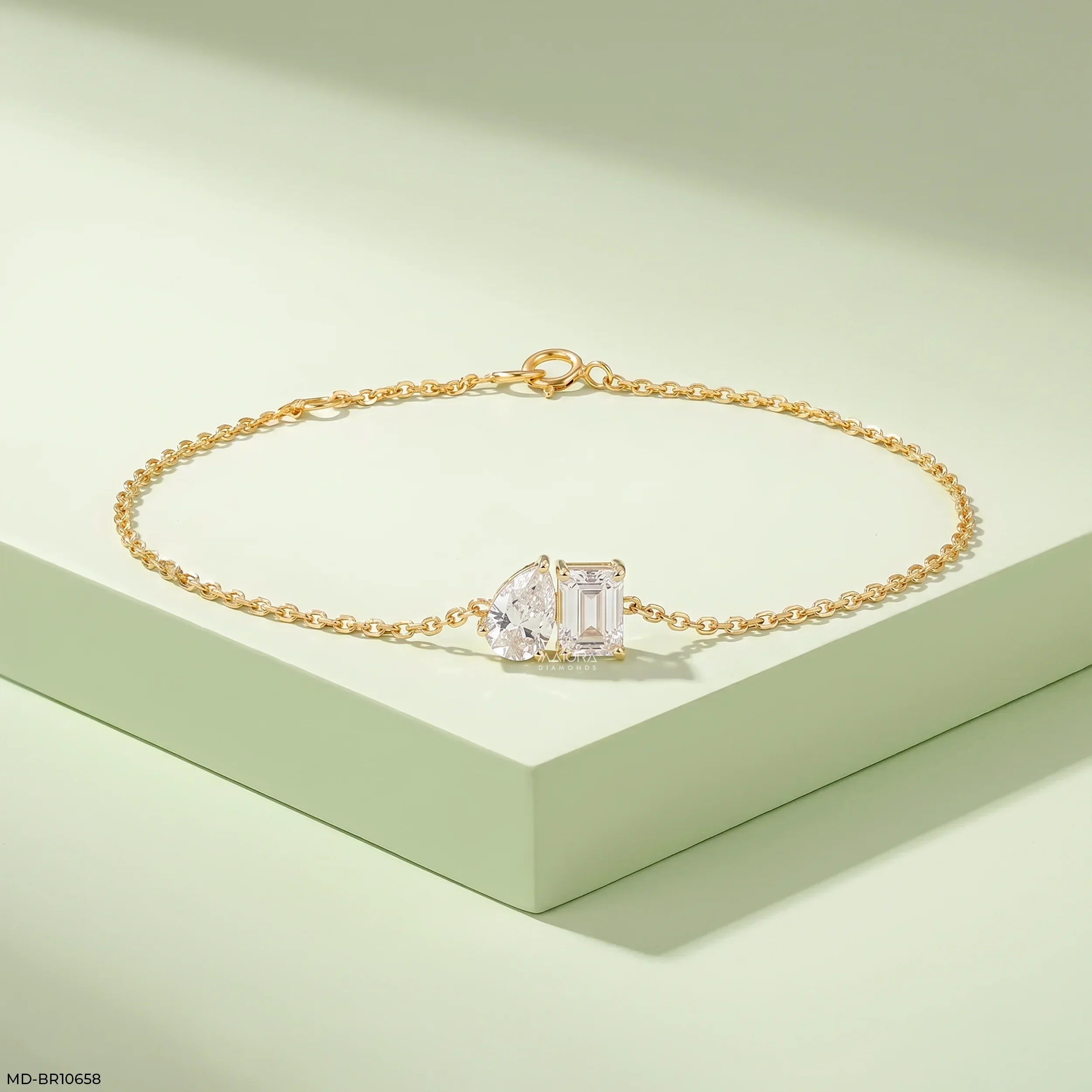 Parallel Duo Toi Et Moi Diamond Bracelet 9K Yellow Gold