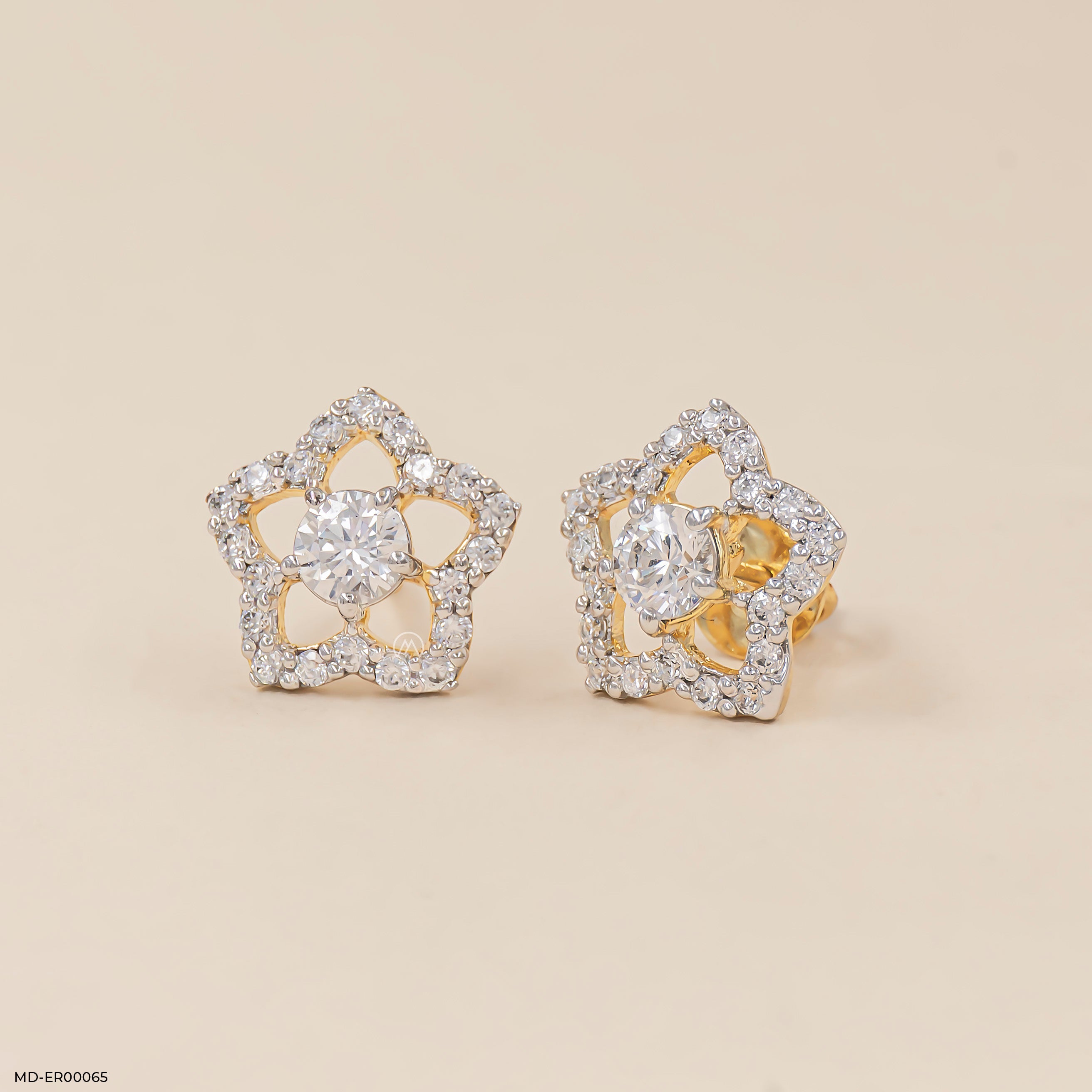 0.25 Carat StarPetal Earrings 14K White Gold