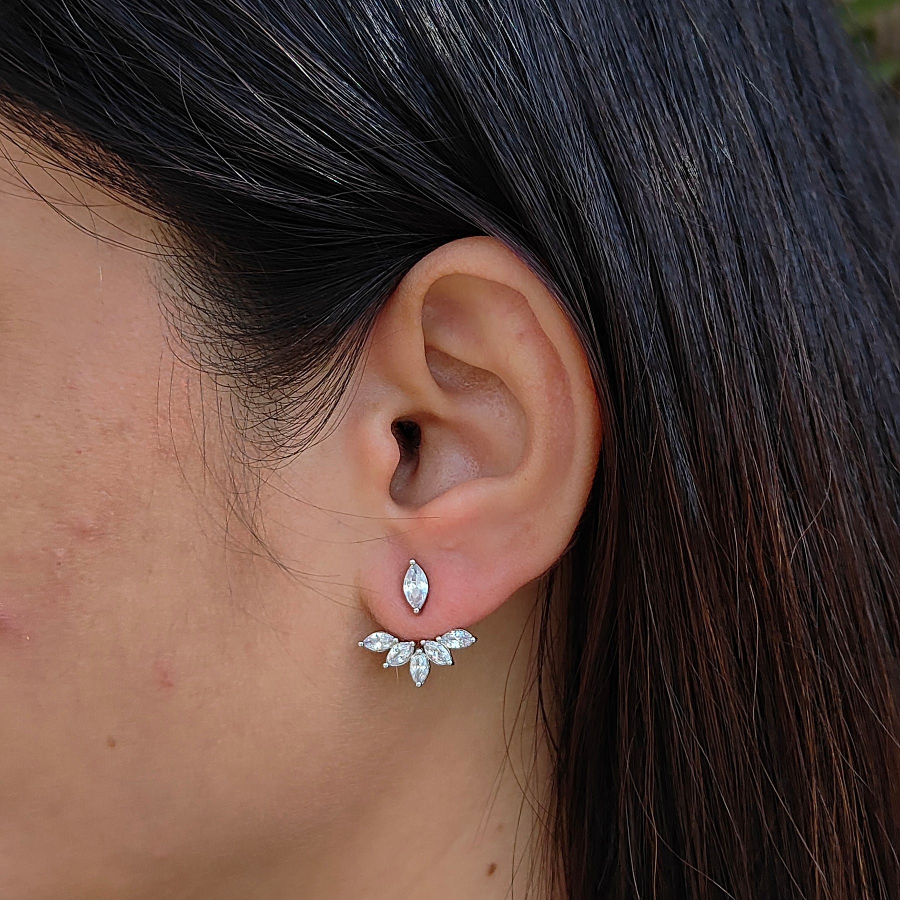 The Glistening Detachable Earrings 14K White Gold