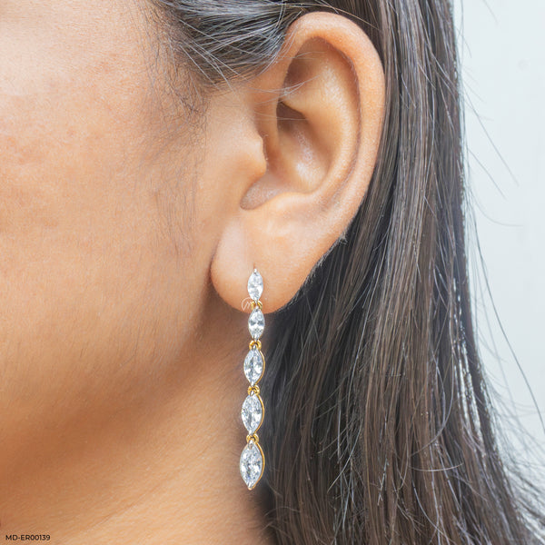 Dazzle Line Earrings 14K Yellow Gold