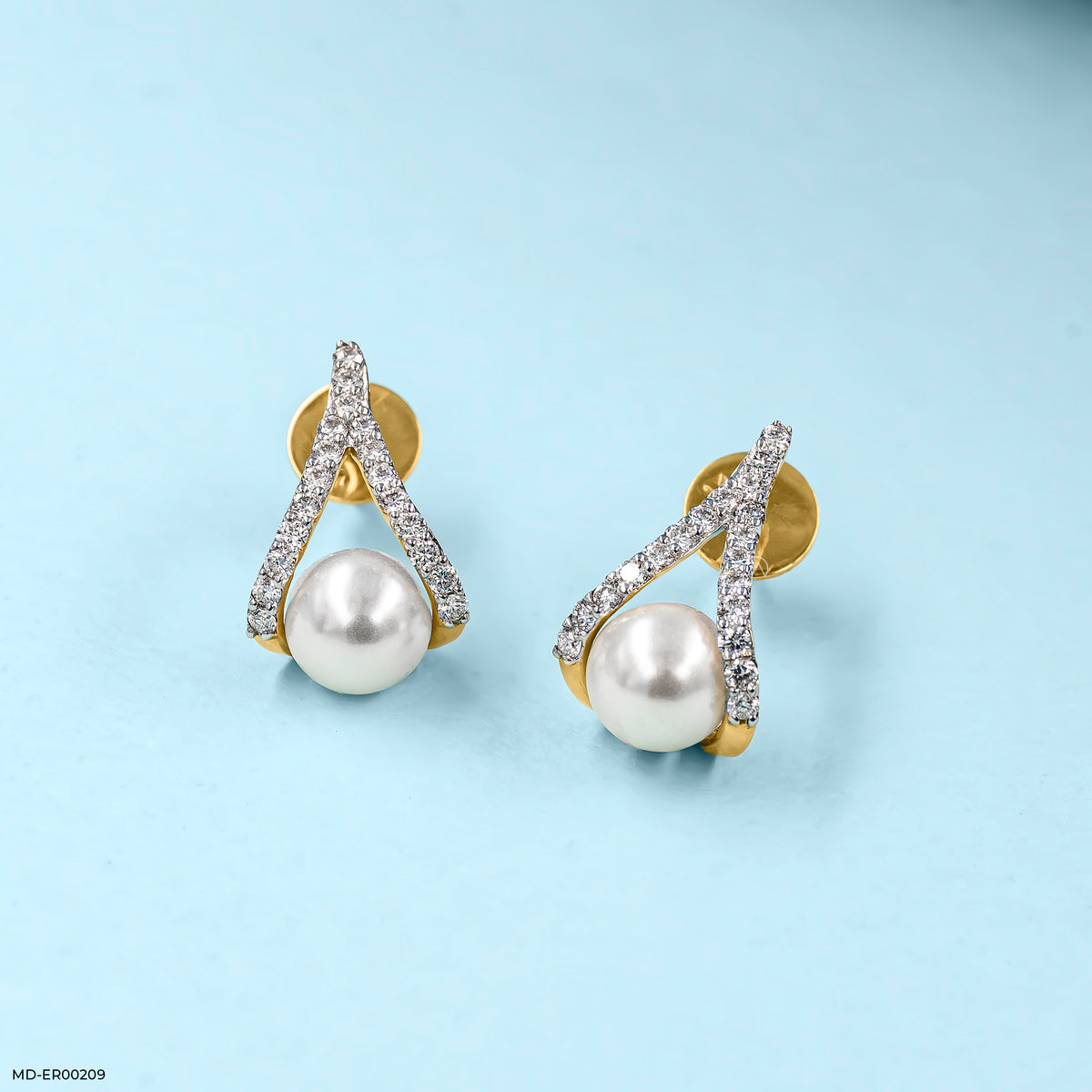 0.35 Carat Pearl Lab Diamond Earrings