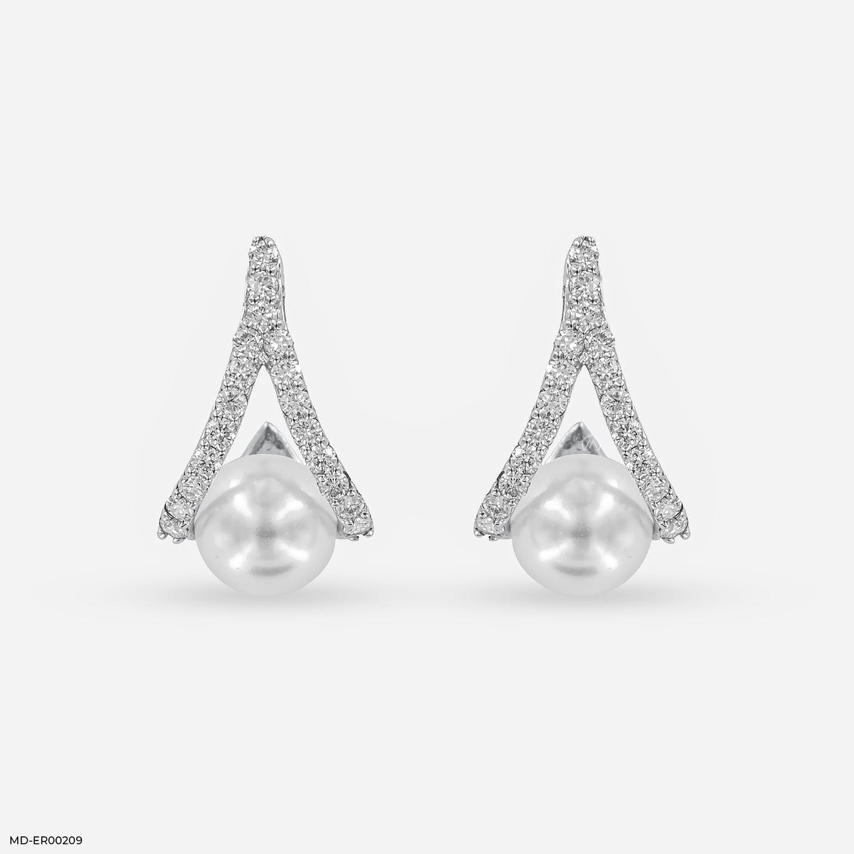 0.35 Carat Pearl Lab Diamond Earrings