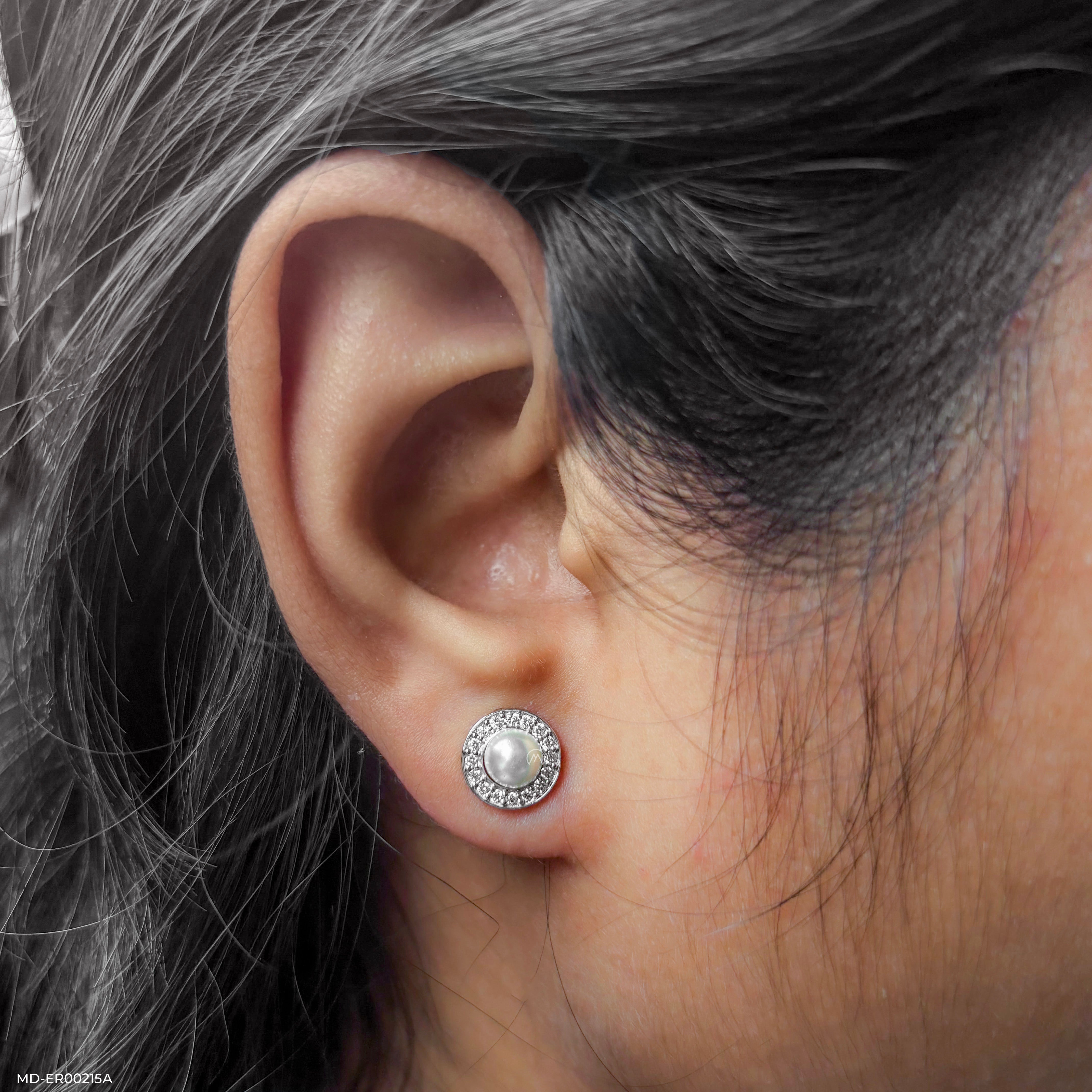 0.25 Carat Grace of Pearl Lab Diamond Earrings