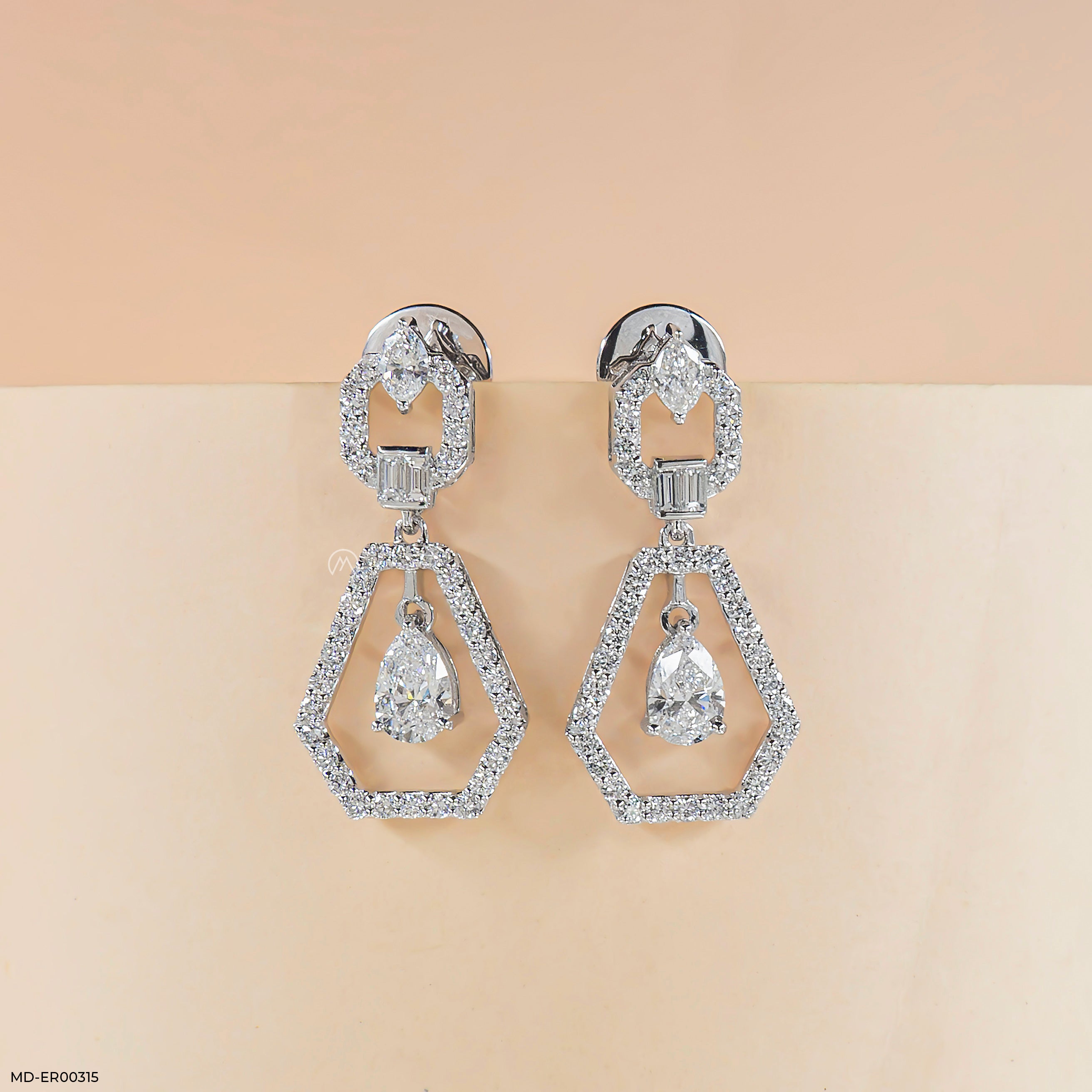 Opulent Glow Diamond Earrings Platinum 950