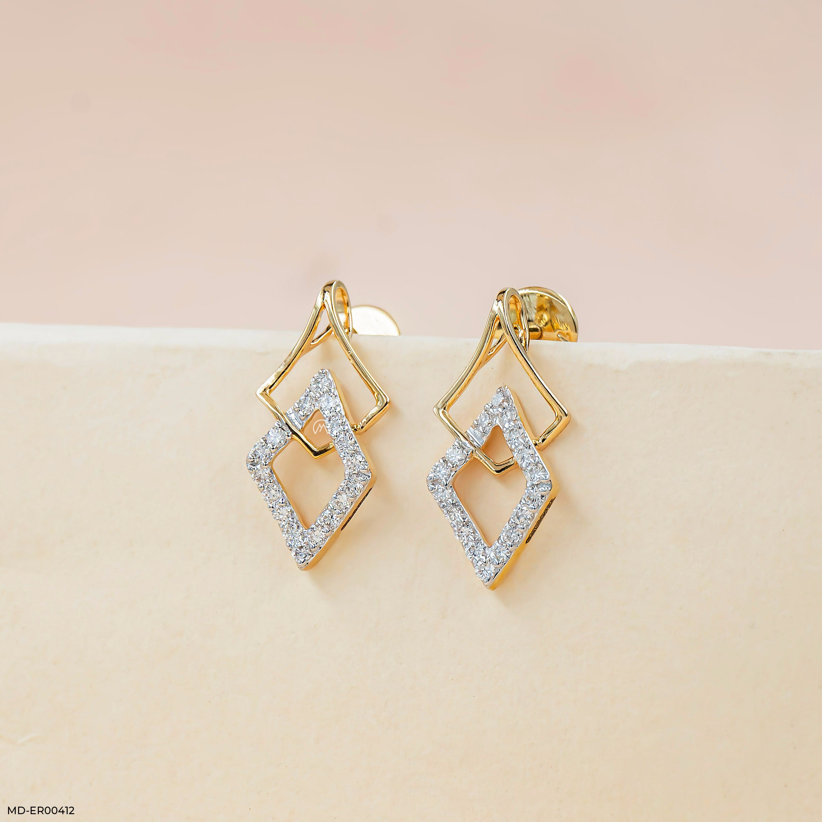 0.35 Carat Wing Lab Diamond  Stud 14K Yellow Gold