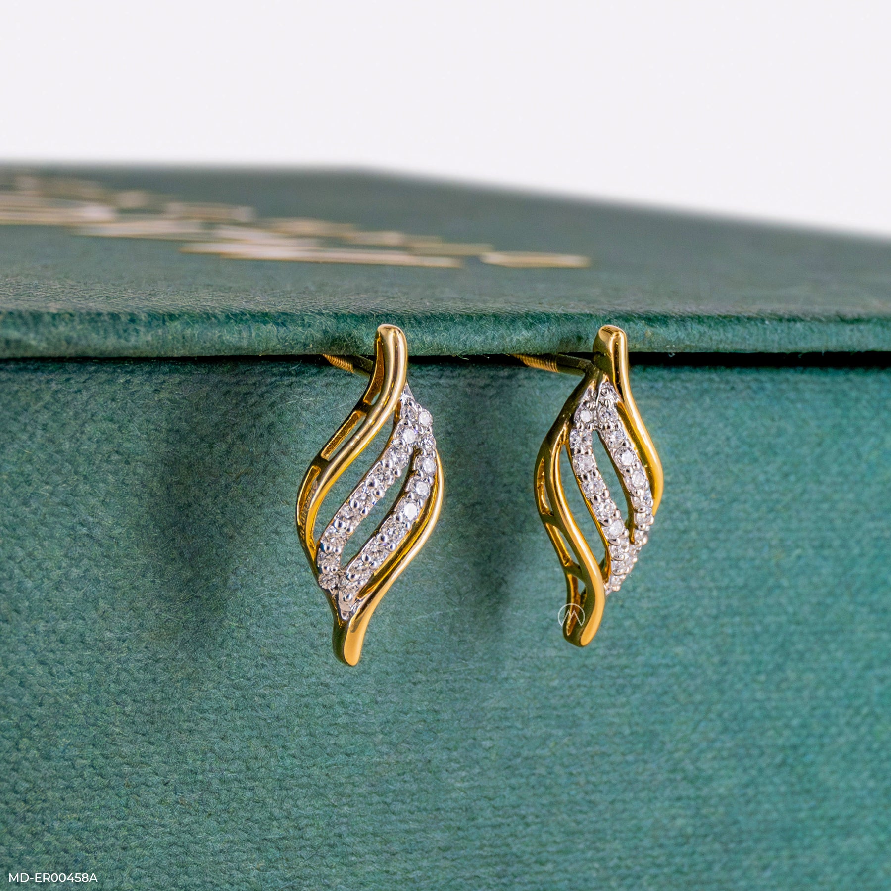 lab grown diamond earrings